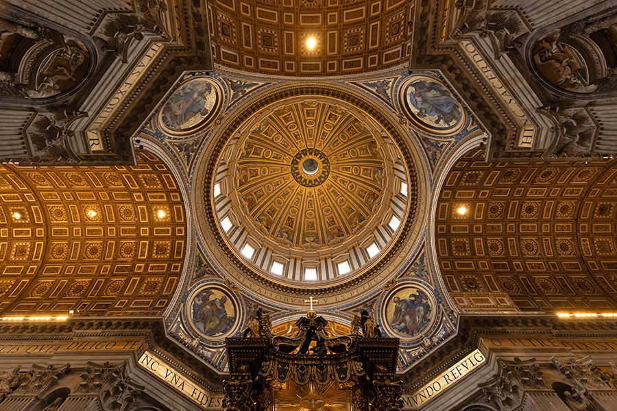  Ceiling dome of St. Peters’s Basilica, Vatican City, Italy - 102041_IT 