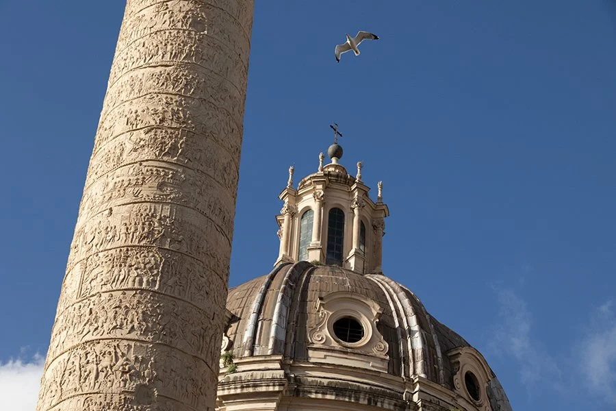  Trajan’s Column in Rome, Italy - 105880_IT 