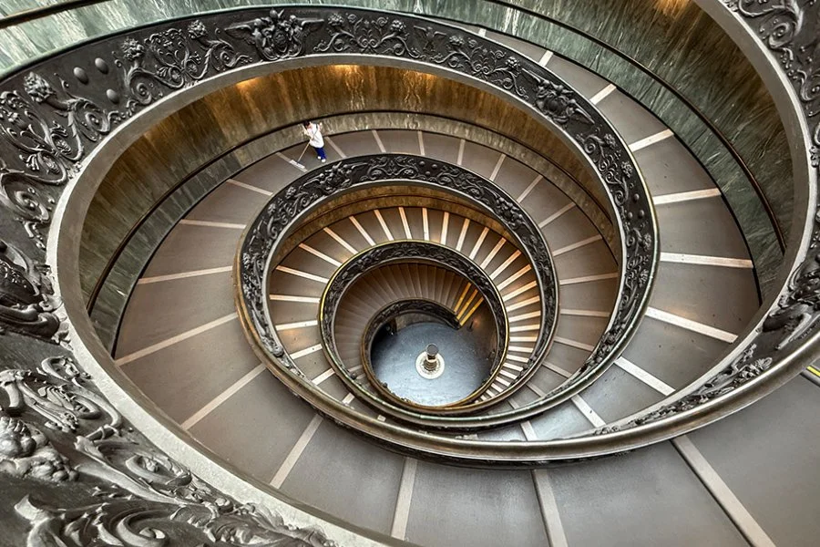  Bramante Staircase, Vatican Museums, Italy - 142702_IT 