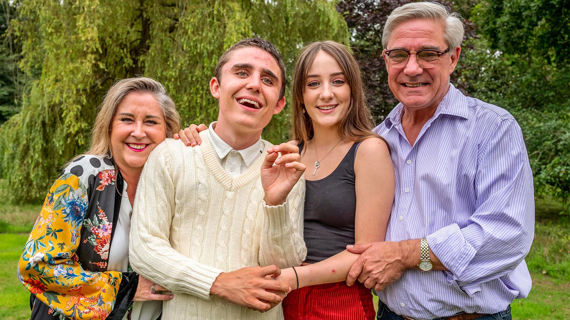 Steph & Dom - Cannabis