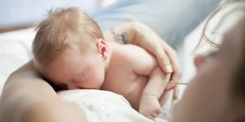 Breastfeeding Help | Our lactation specialists can help with all of your breastfeeding issues. Jaundice, engorgement, pain while breastfeeding, low milk supply.