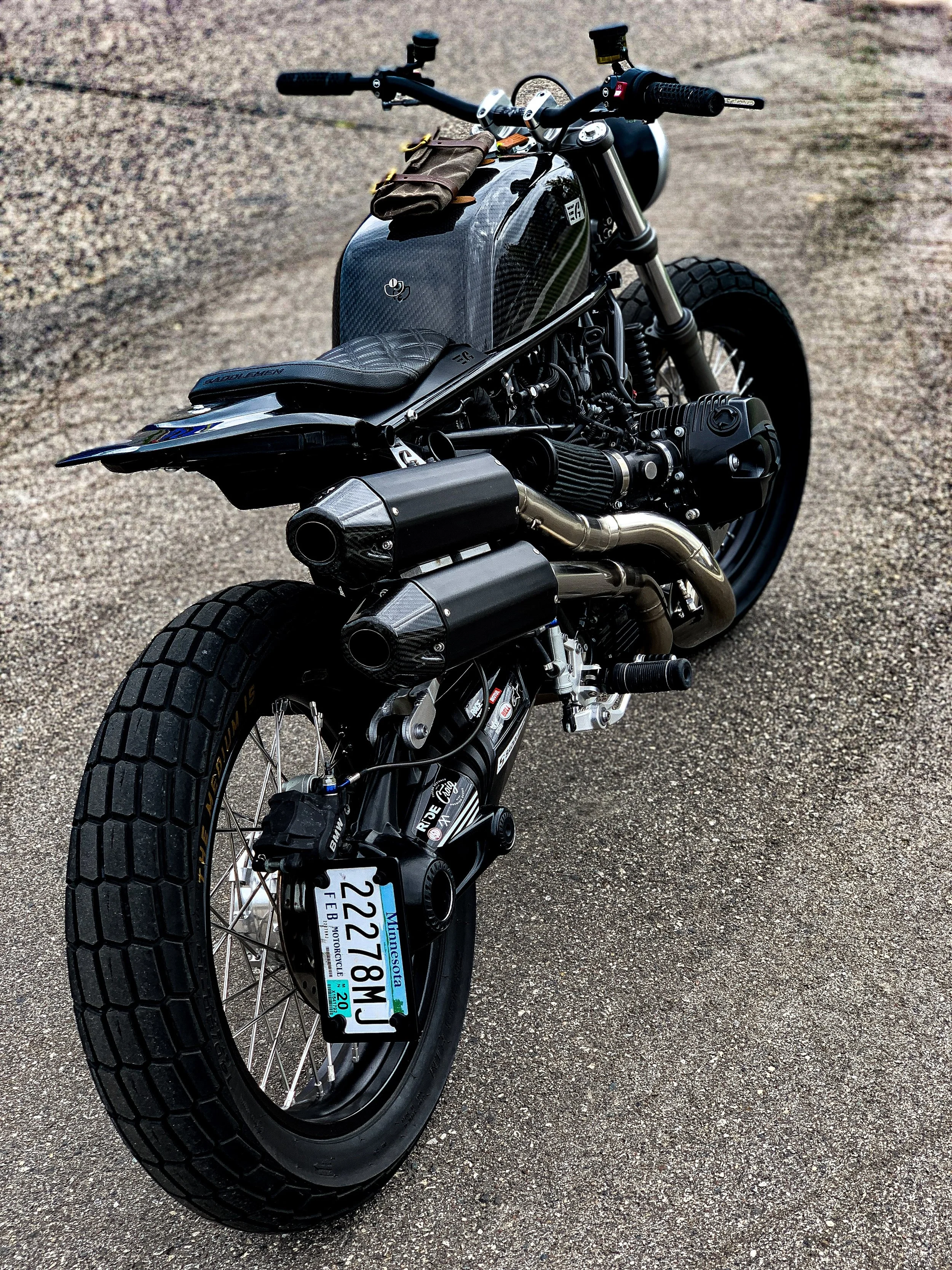 B0FFE94E-E179-4E22-AC0E-40FD825E555A