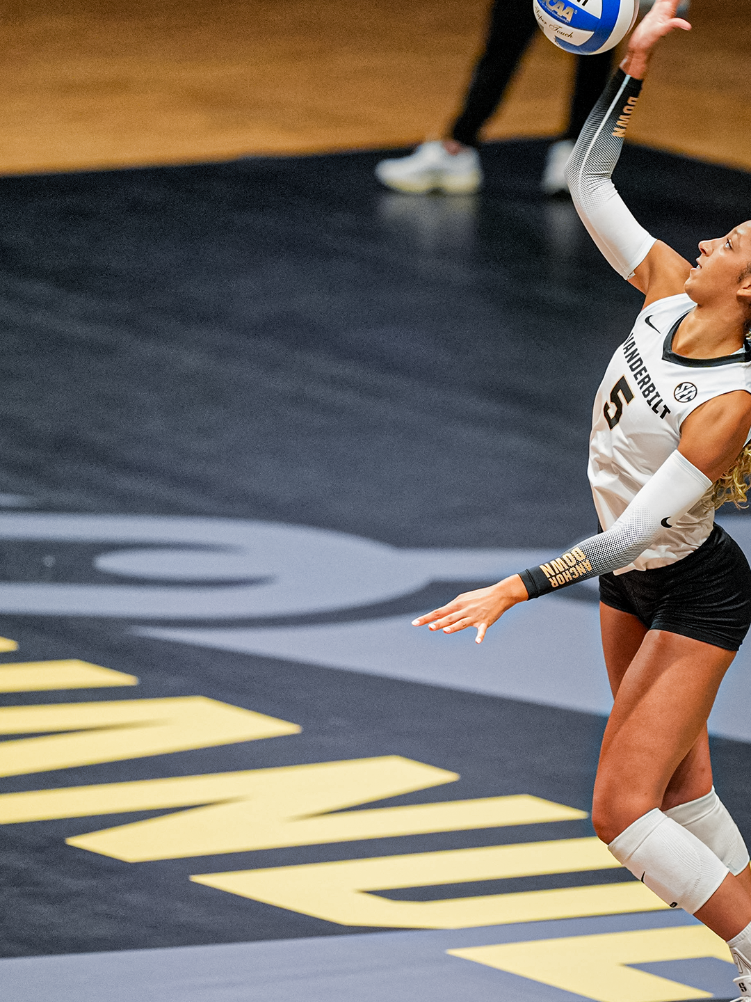 VB-CourtPost-Pics_05.png