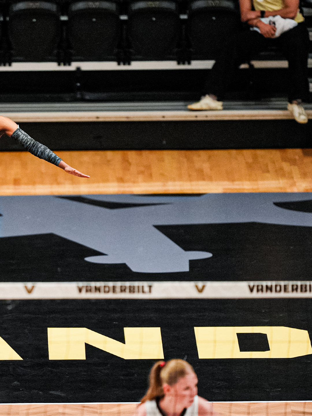 VB-CourtPost-Pics_04.png