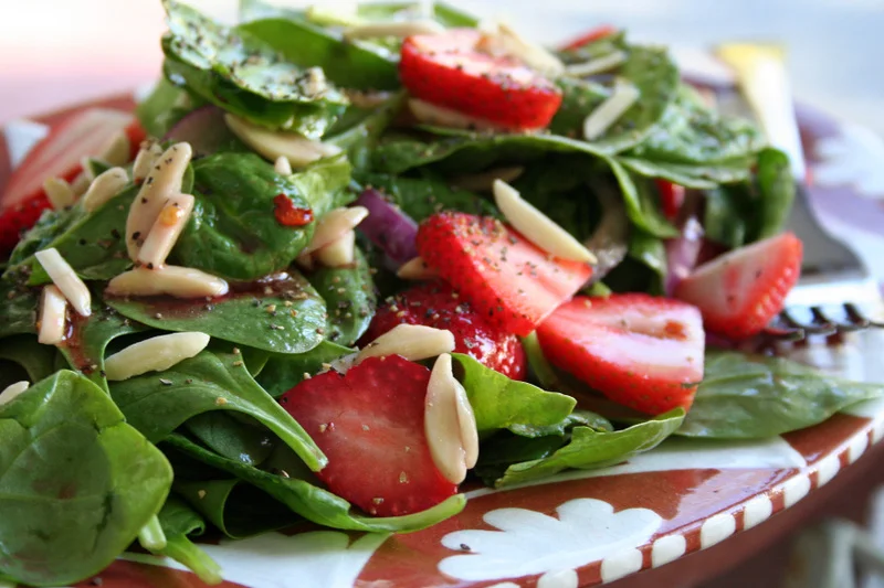 Spinach Berry Salad