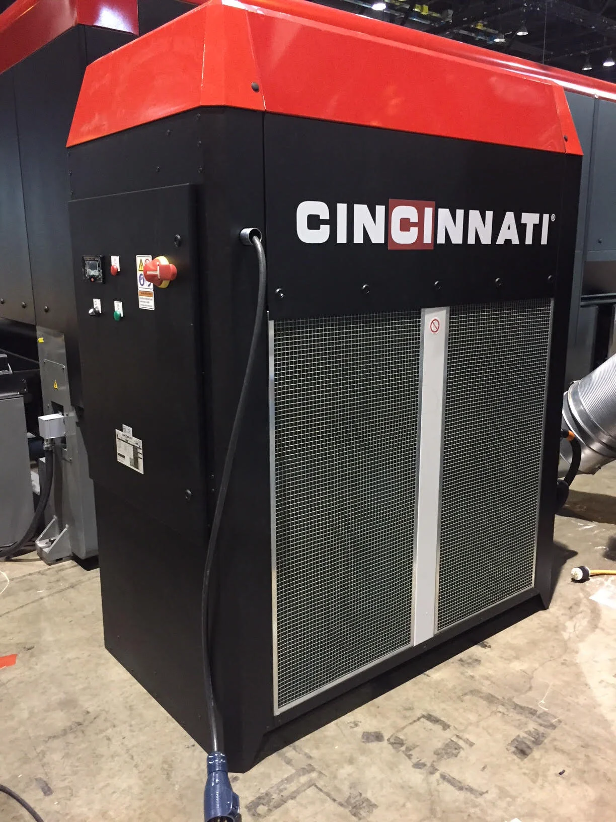 Cl 900 Series Fiber Laser Cutting System Cincinnati Incorporated