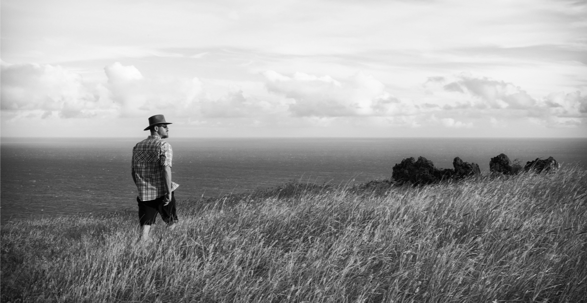 slider-image_Todd-in--fieldB&W2.png