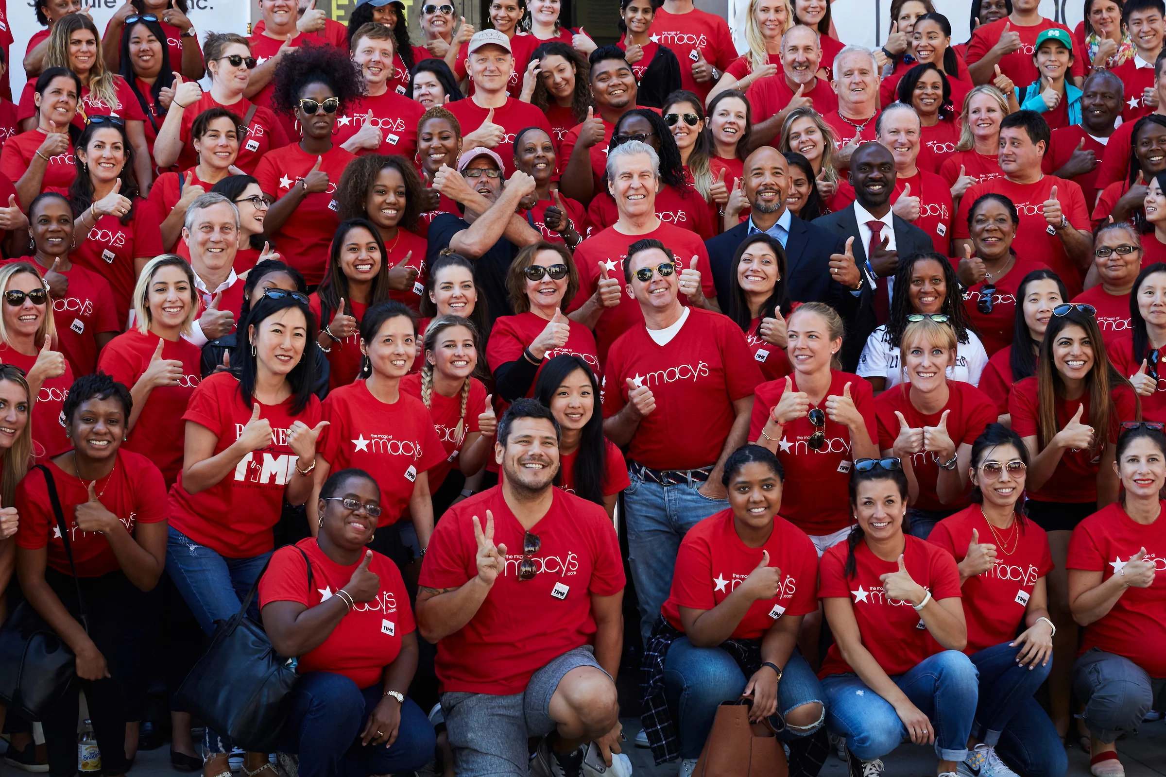 MACYSGiveBack_004.jpg