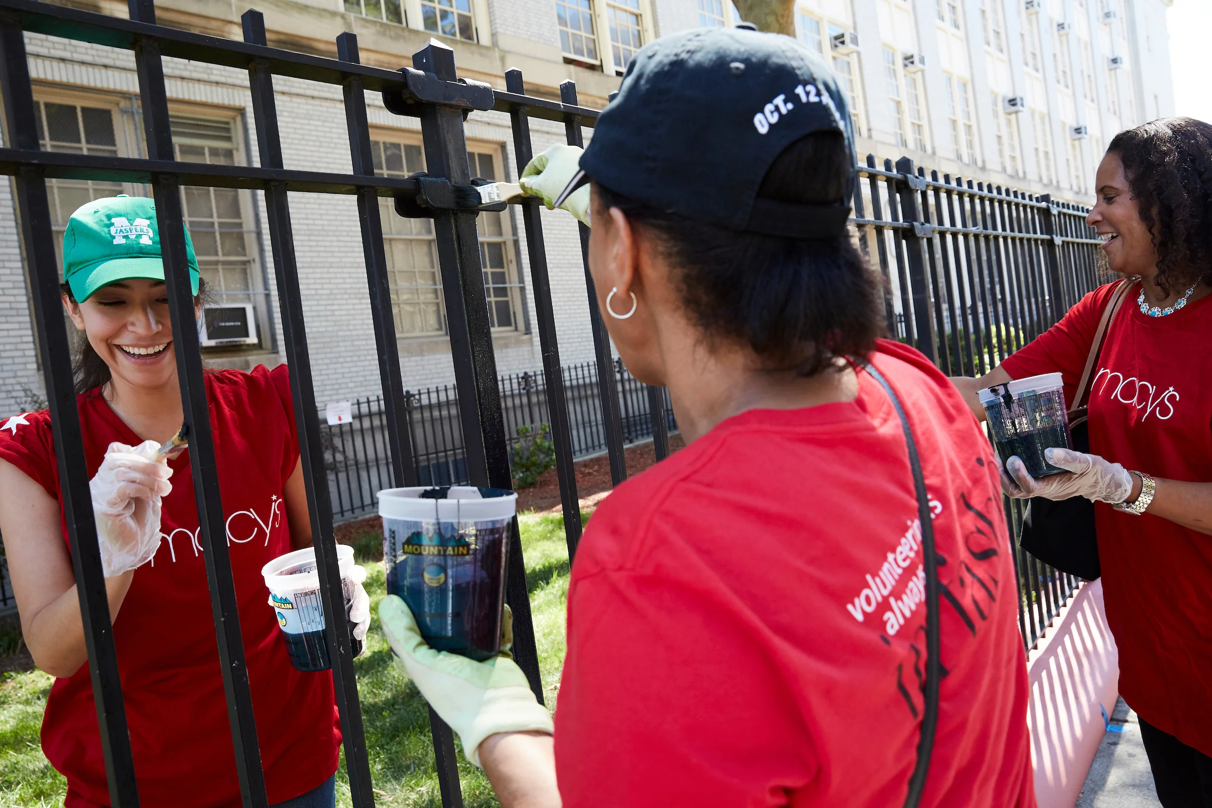 MACYSGiveBack_023.jpg