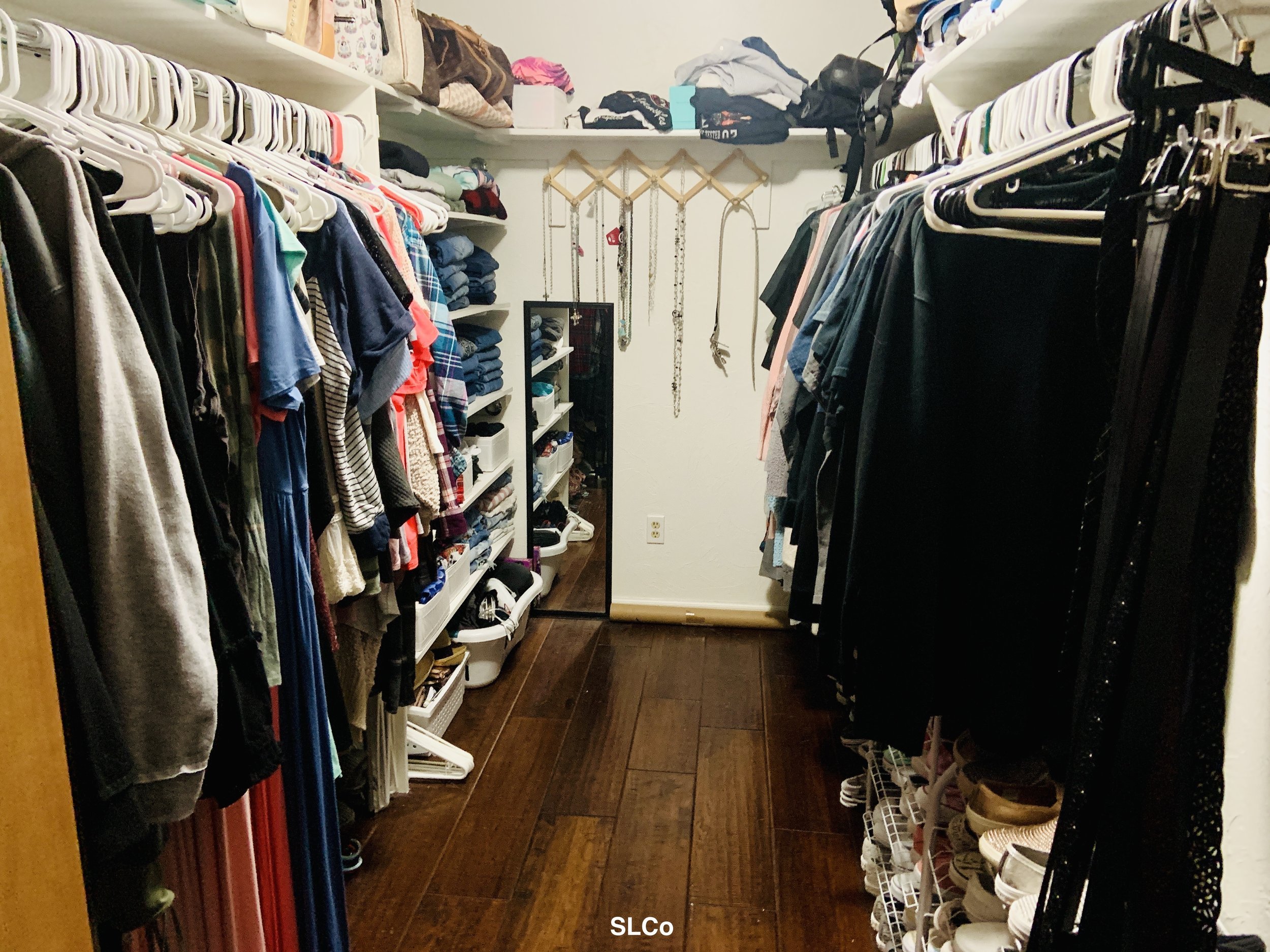 Streamline your Closet with a Closet Organizer System