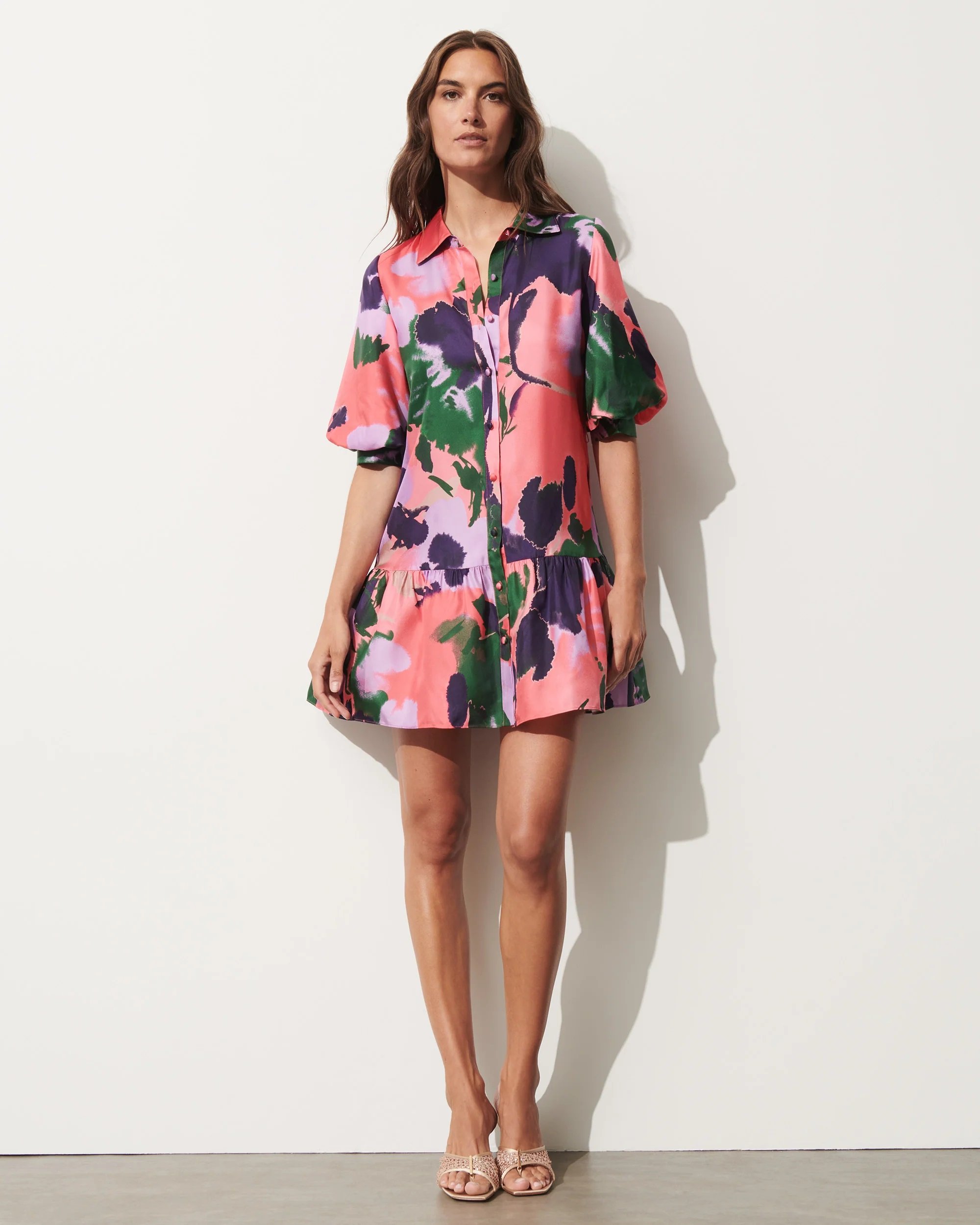 S25DR26110_GEORGIEDRESS_PRESSEDPETALSUNSETCORAL_1.jpg