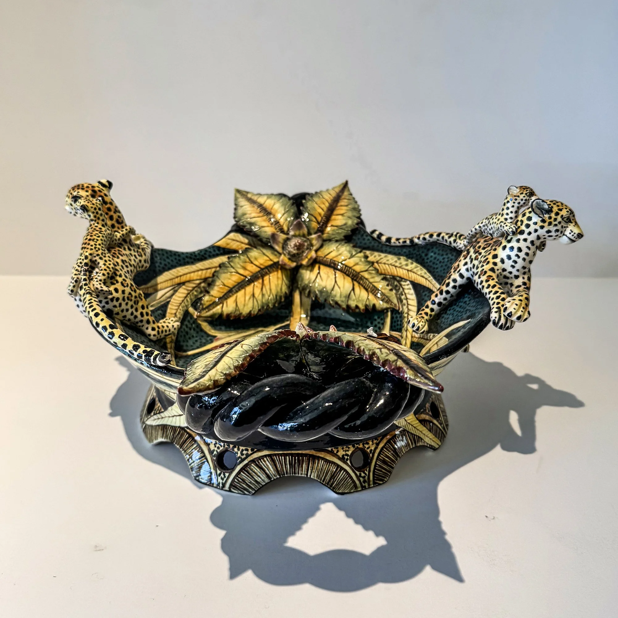 LOVE ART LEOPARD BOWL