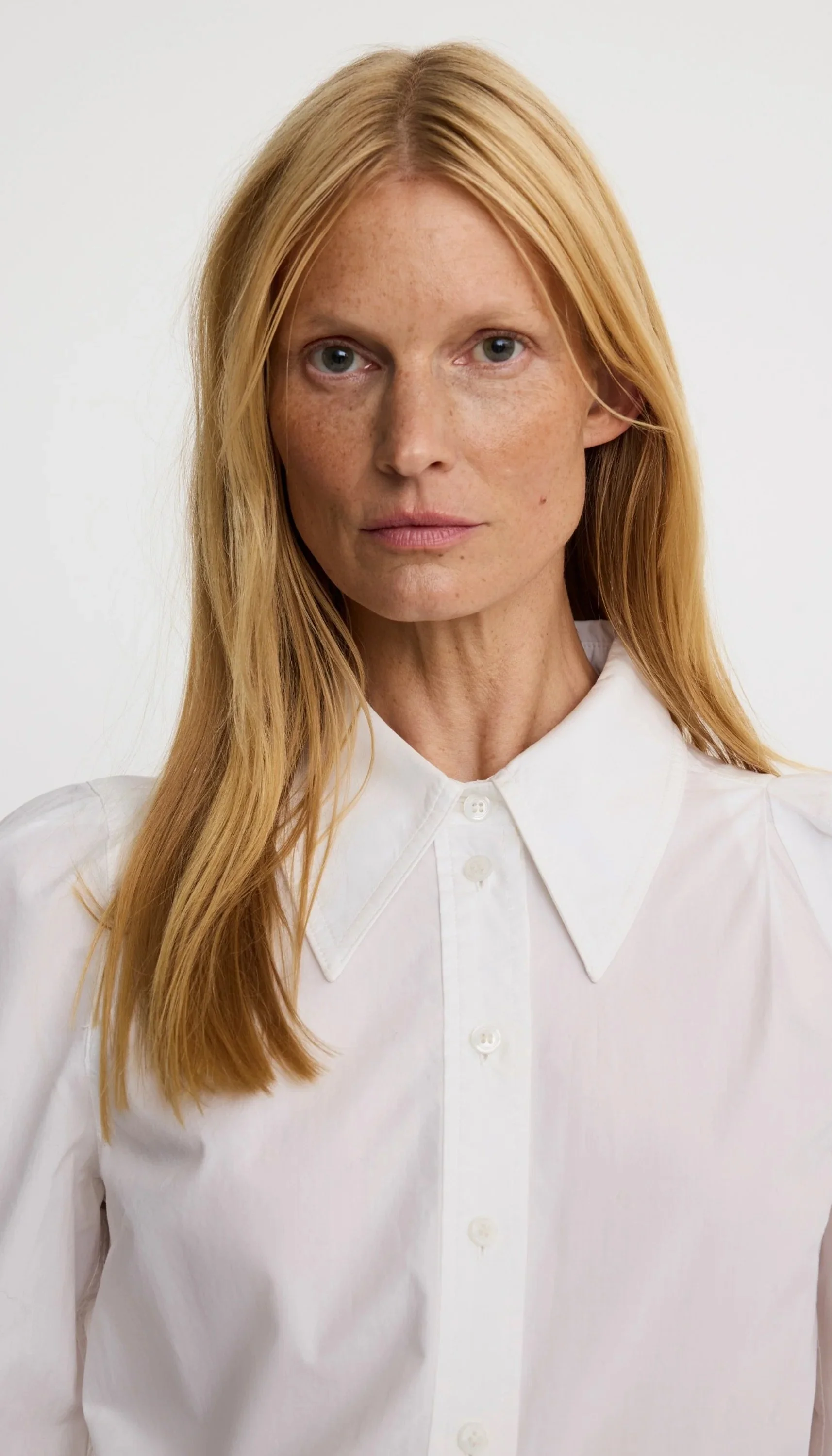 box pleat shirt white 4.jpeg