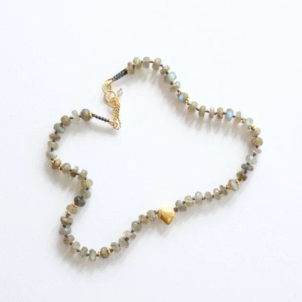 visna small heart neck 1.jpeg