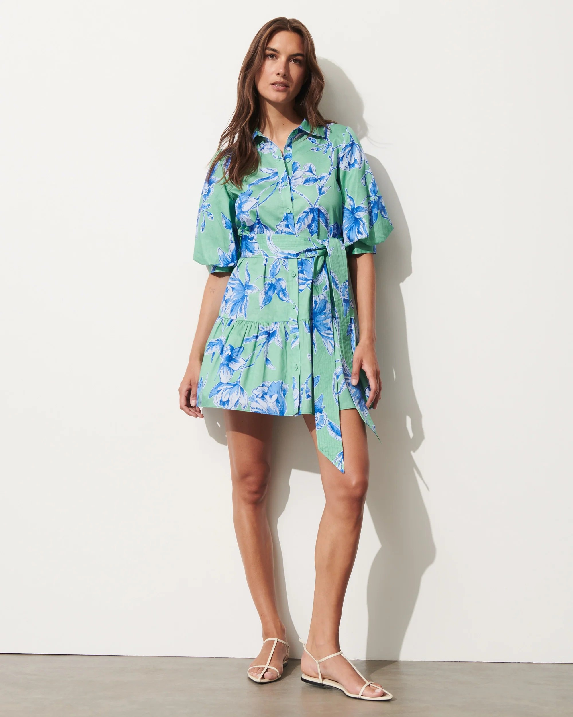 S25DR26120_GEORGIEDRESS_FLORALSKETCHAPPLEGREEN_4_1919654c-9b96-4296-9bdb-896fed01b360.jpg