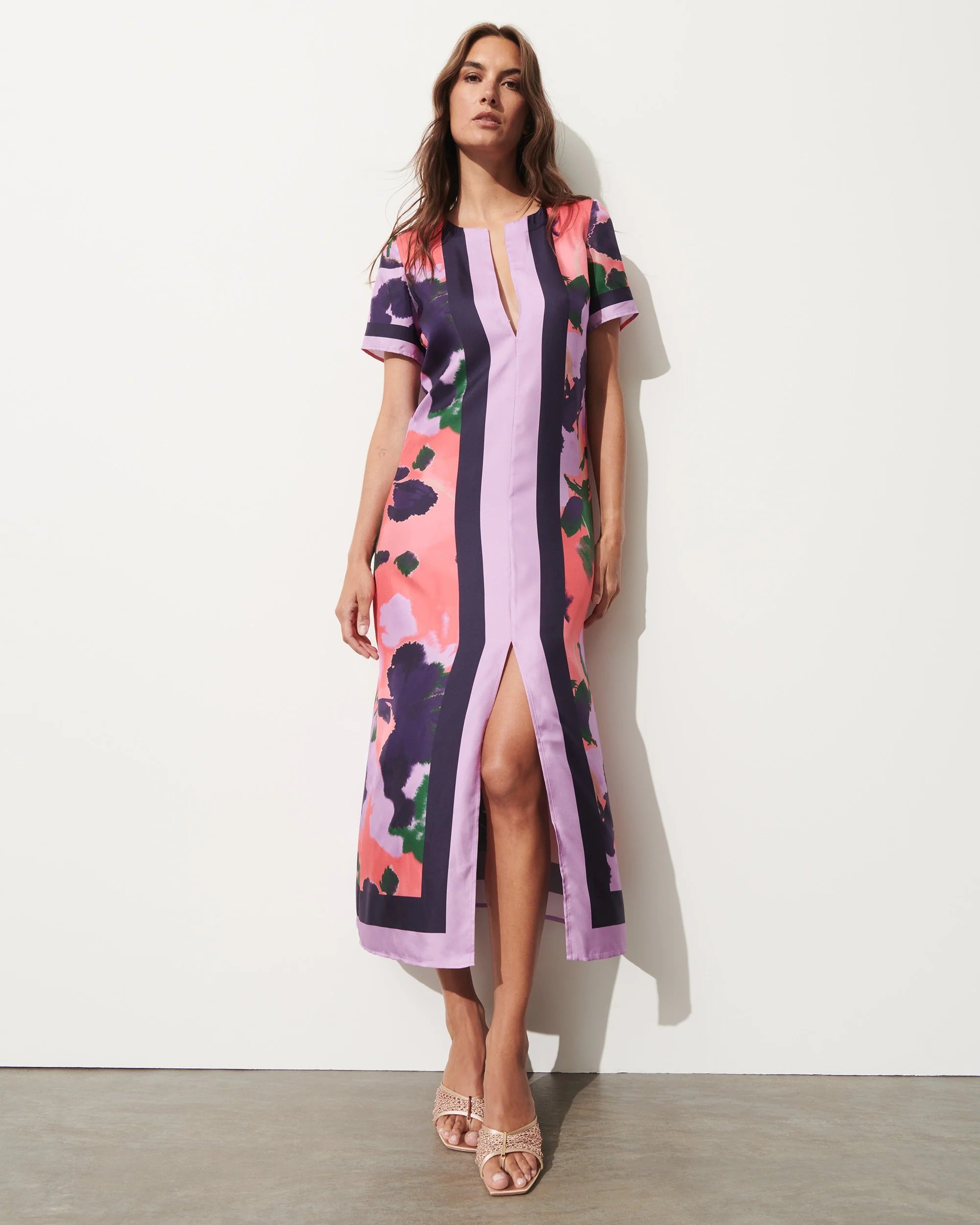 S25DR13110_BESSIEDRESS_PRESSEDPETALSUNSETCORAL_2.jpg