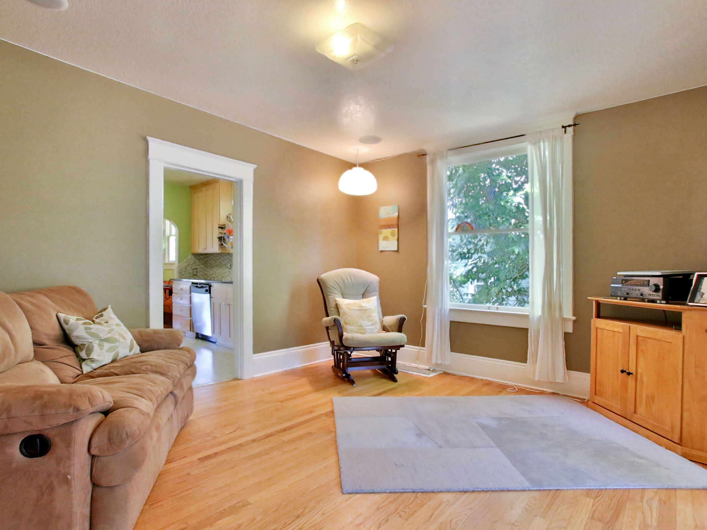 823 NE Simpson St - Portland - 11.jpg