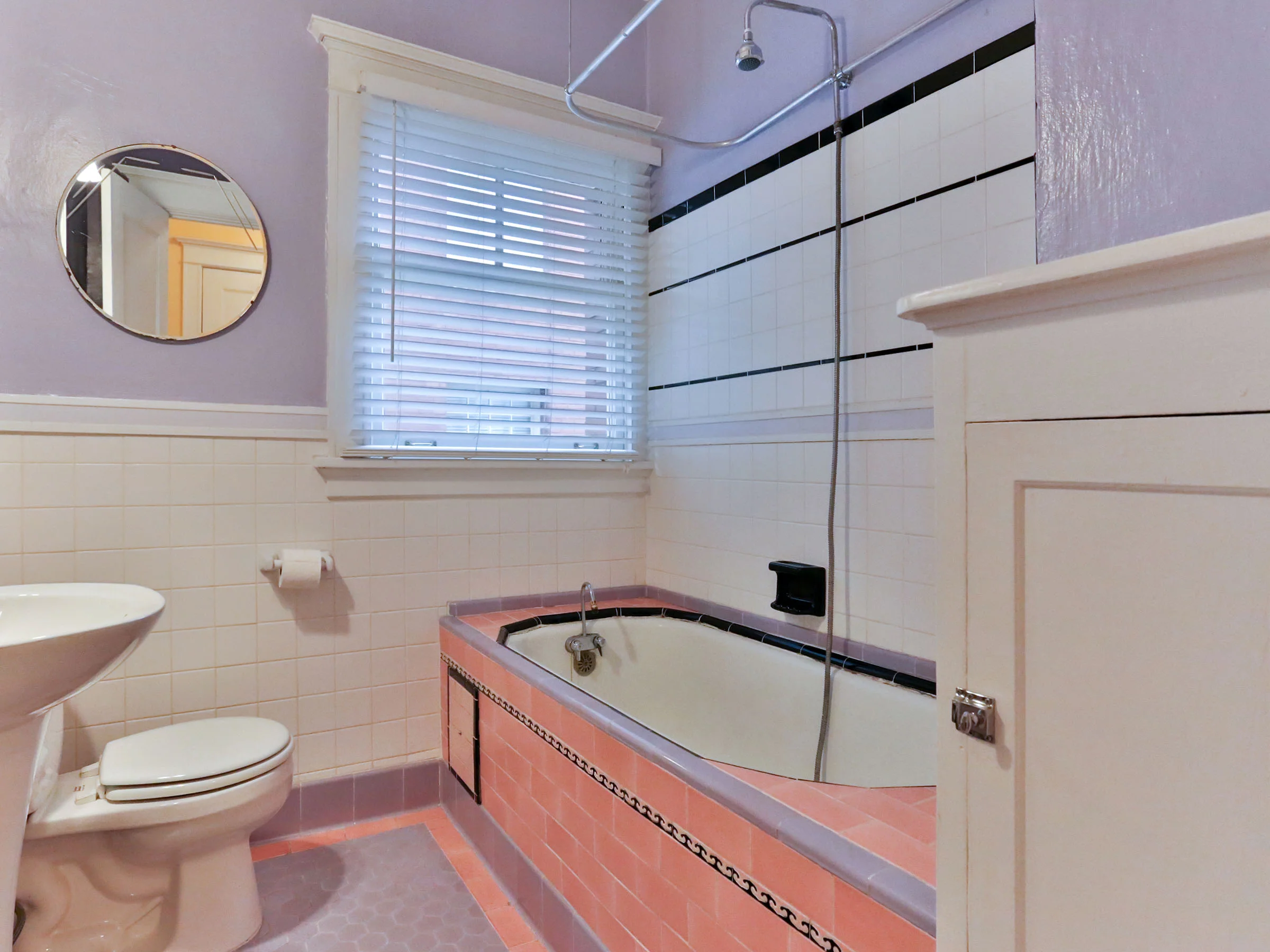 2083 NW Johnson St - Portland - 09.jpg