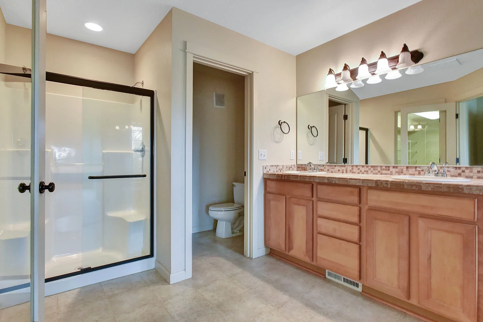 virtual-tour-224695-28.jpg