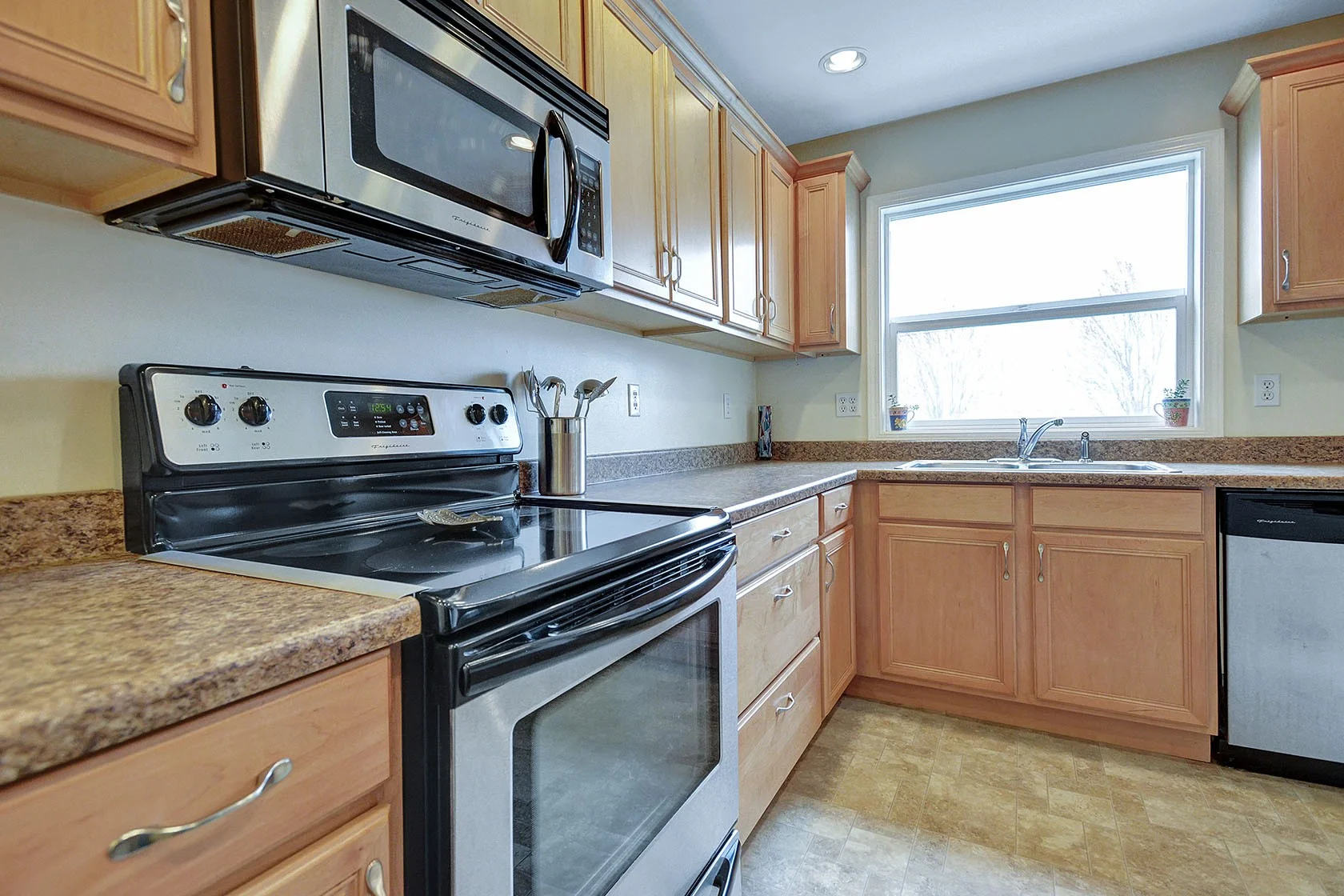 virtual-tour-233196-mls-high-res-image-12.jpg
