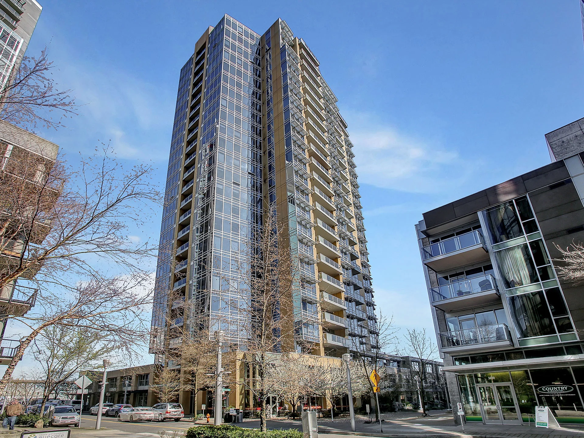 3570 SW River Pkwy - Portland - The Meriwether - 005.jpg