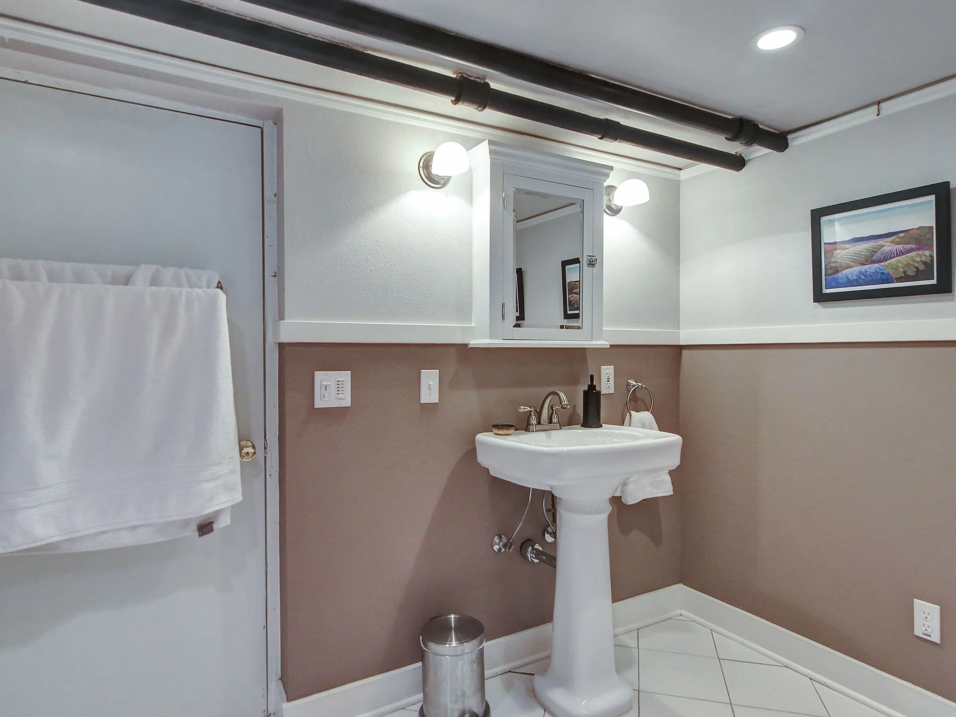 3437 SE Washington St - Portland- 30.jpg