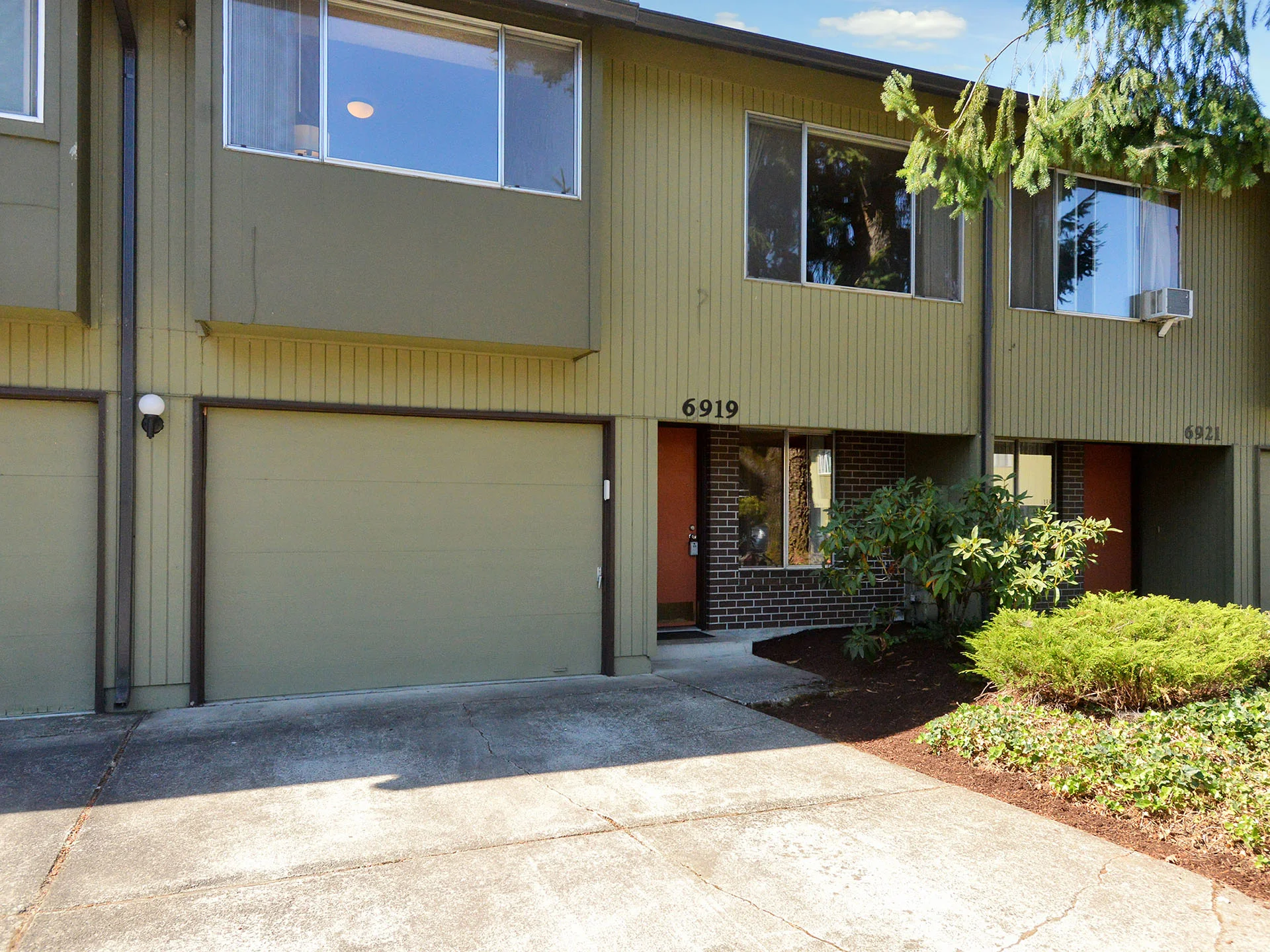 6919 NE 15th Ave - Portland- 01.jpg