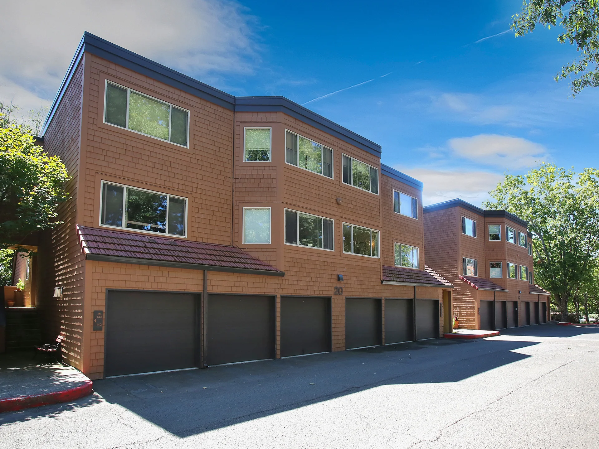 140 Oswego Smt - Lake Oswego - 01.jpg