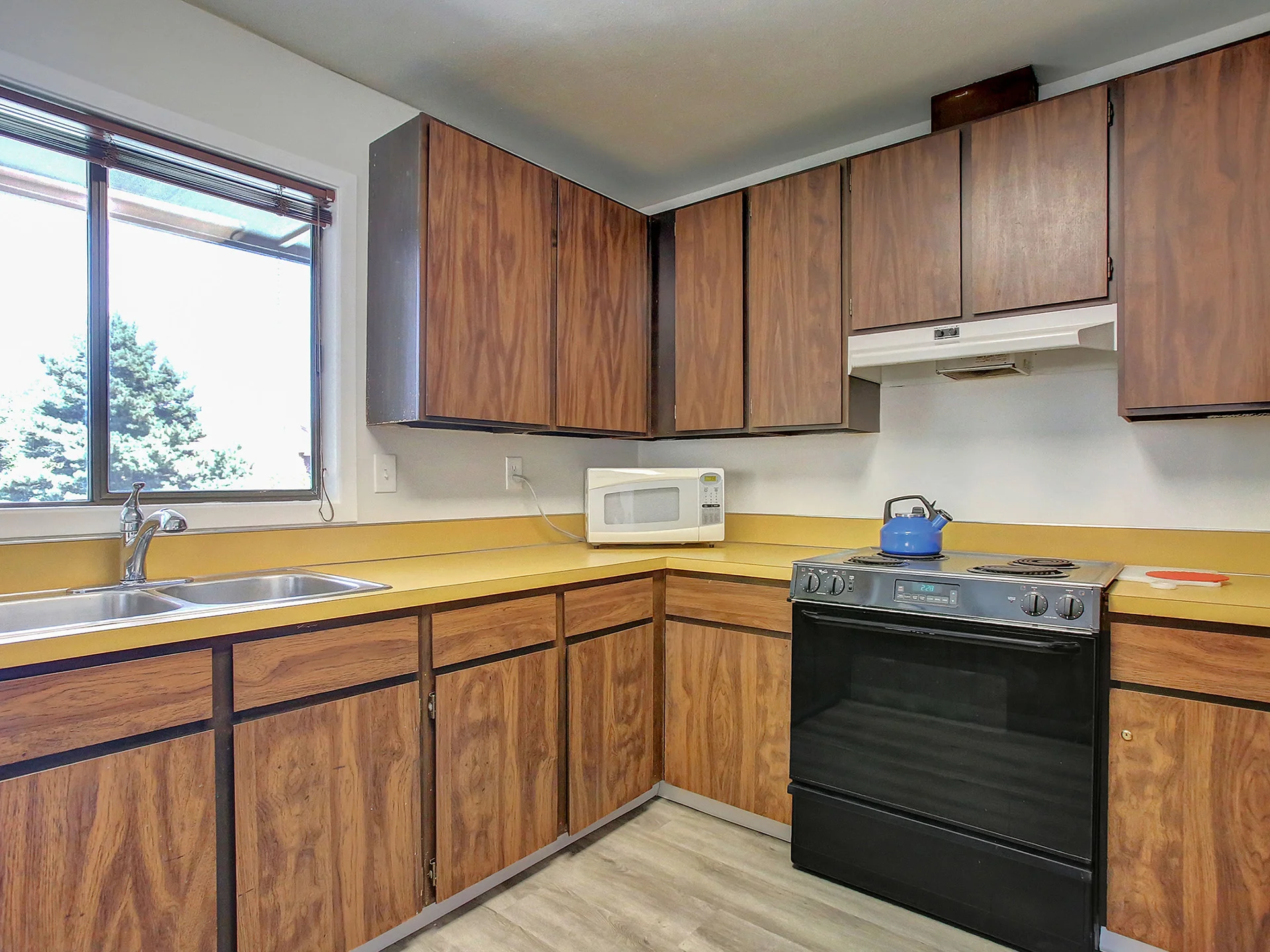 140 Oswego Smt - Lake Oswego - 36.jpg