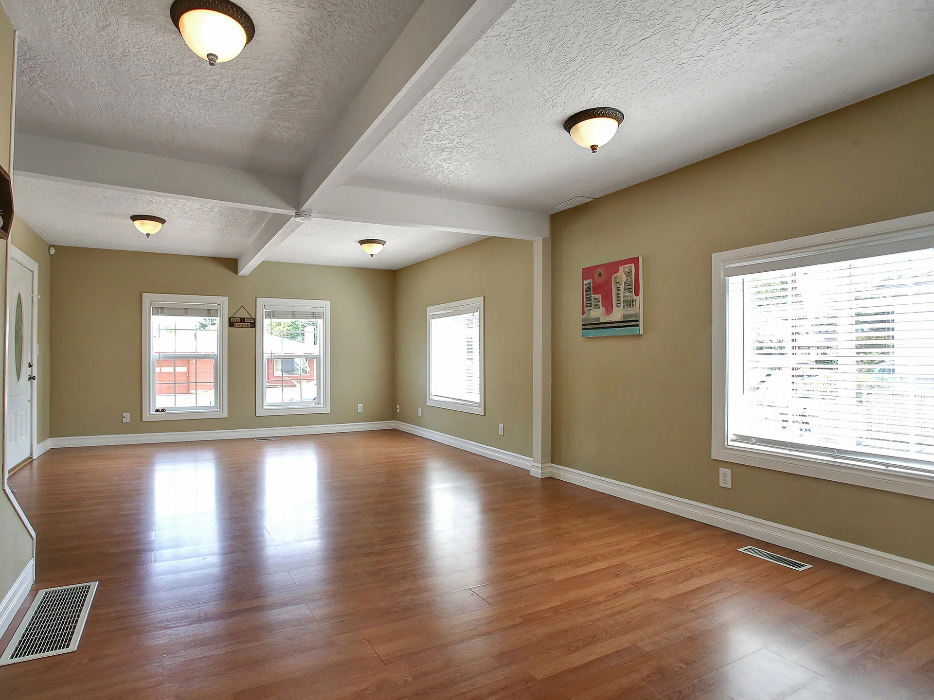 209 NE 74th Ave - Portland - 11.jpg