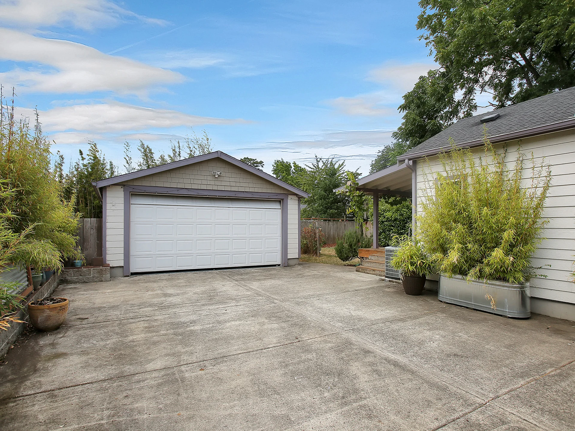 209 NE 74th Ave - Portland - 40.jpg