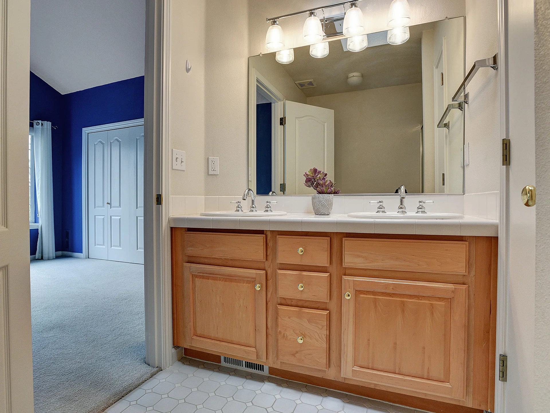 317 NE 56th Ave - Portland - 27.jpg