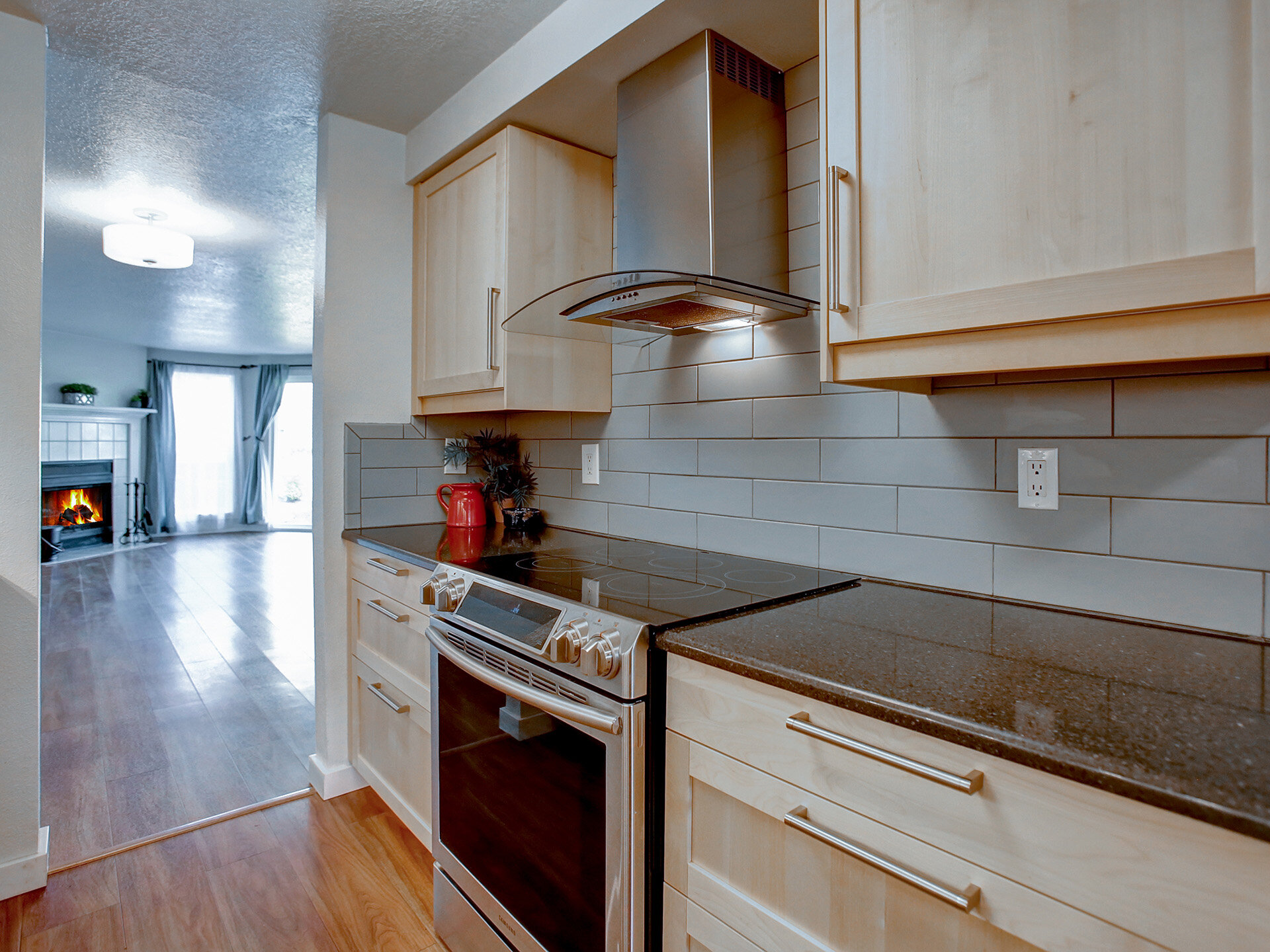 5630 S Riverside Ln - Unit 7 - Portland - 21.jpg