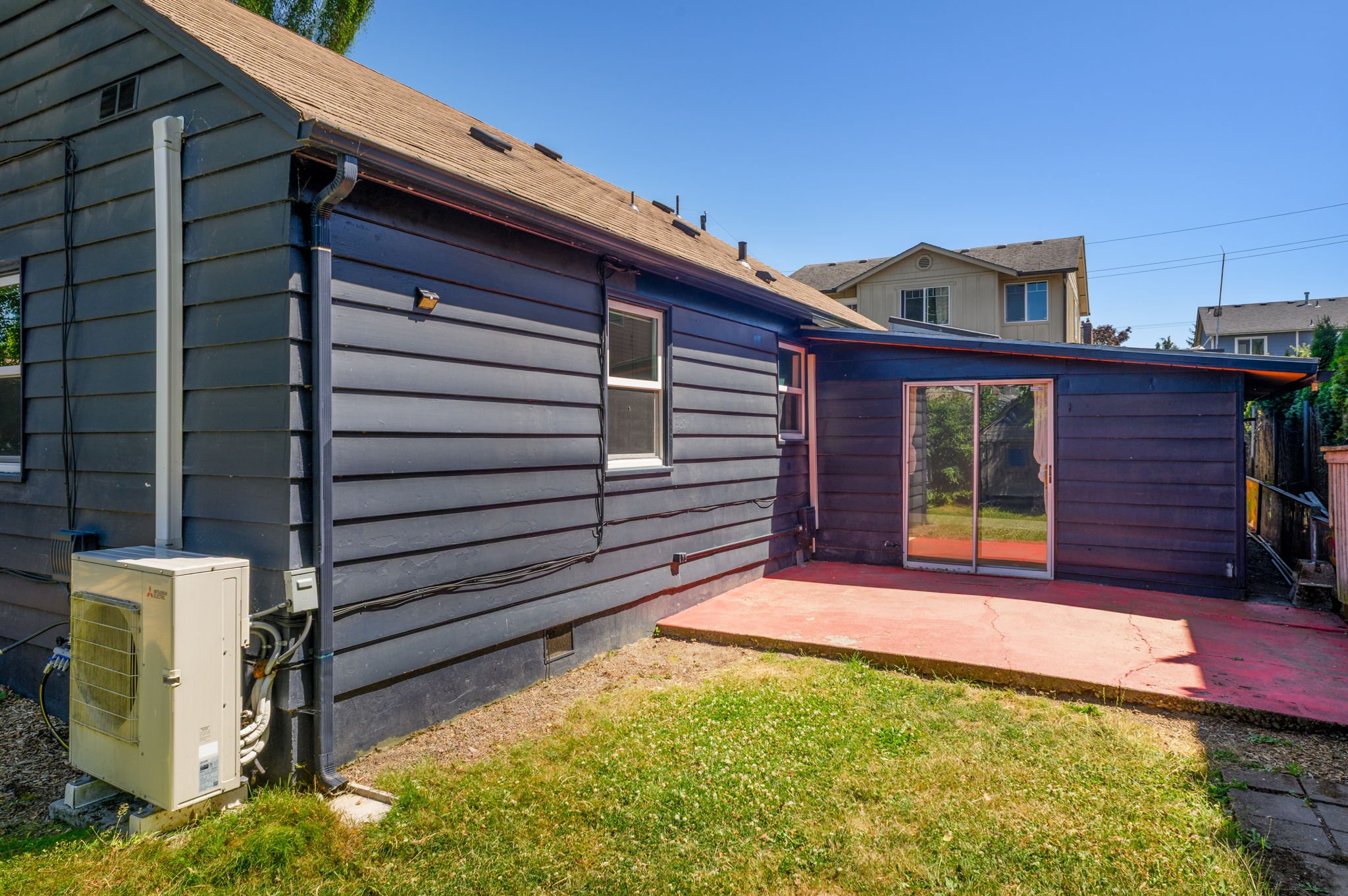 24-web-or-mls-5525 NE 45th Ave-24.jpg