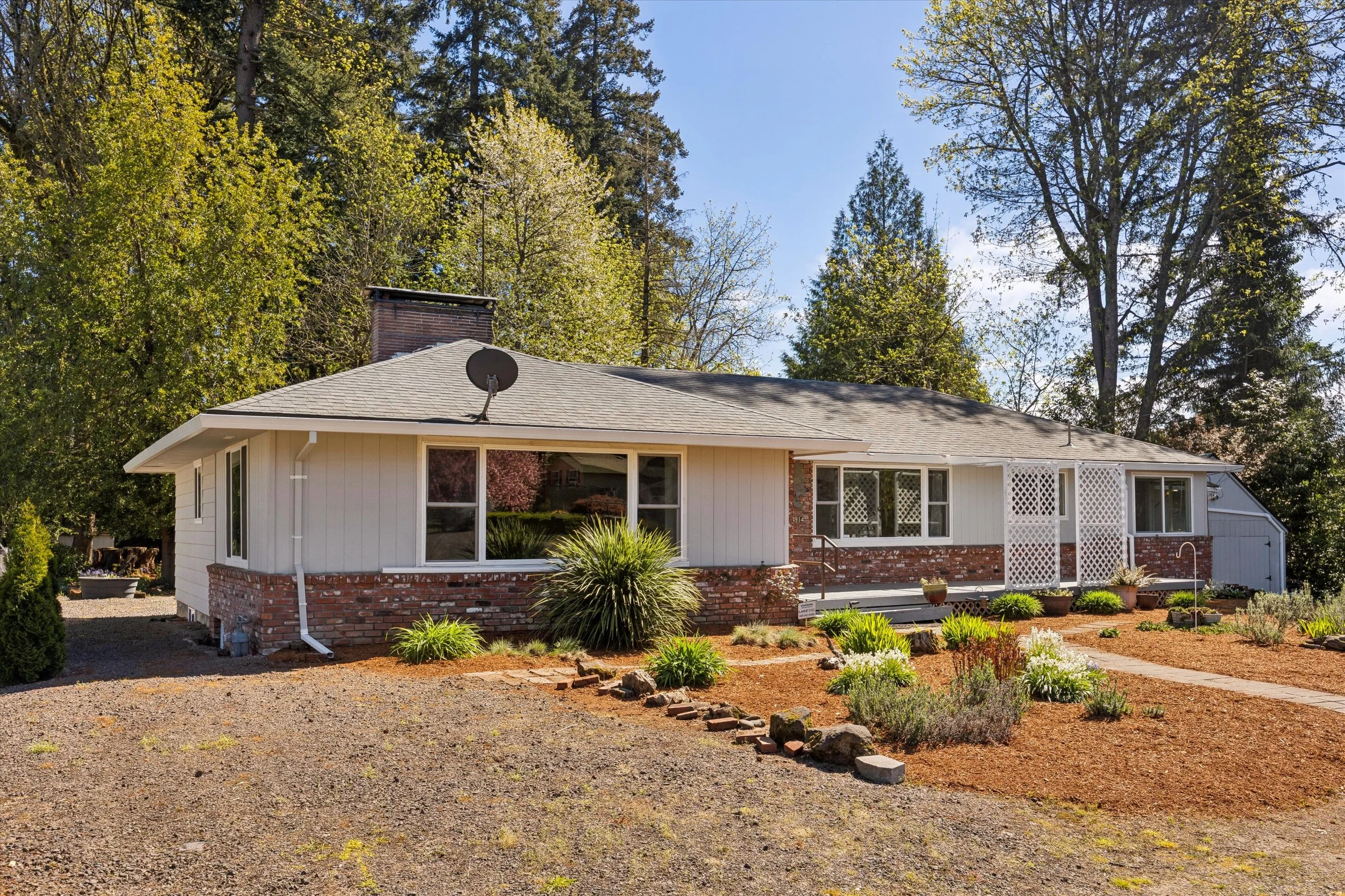 01-SE Glen Echo Ave, Milwaukie - 20260408 - 001.jpg