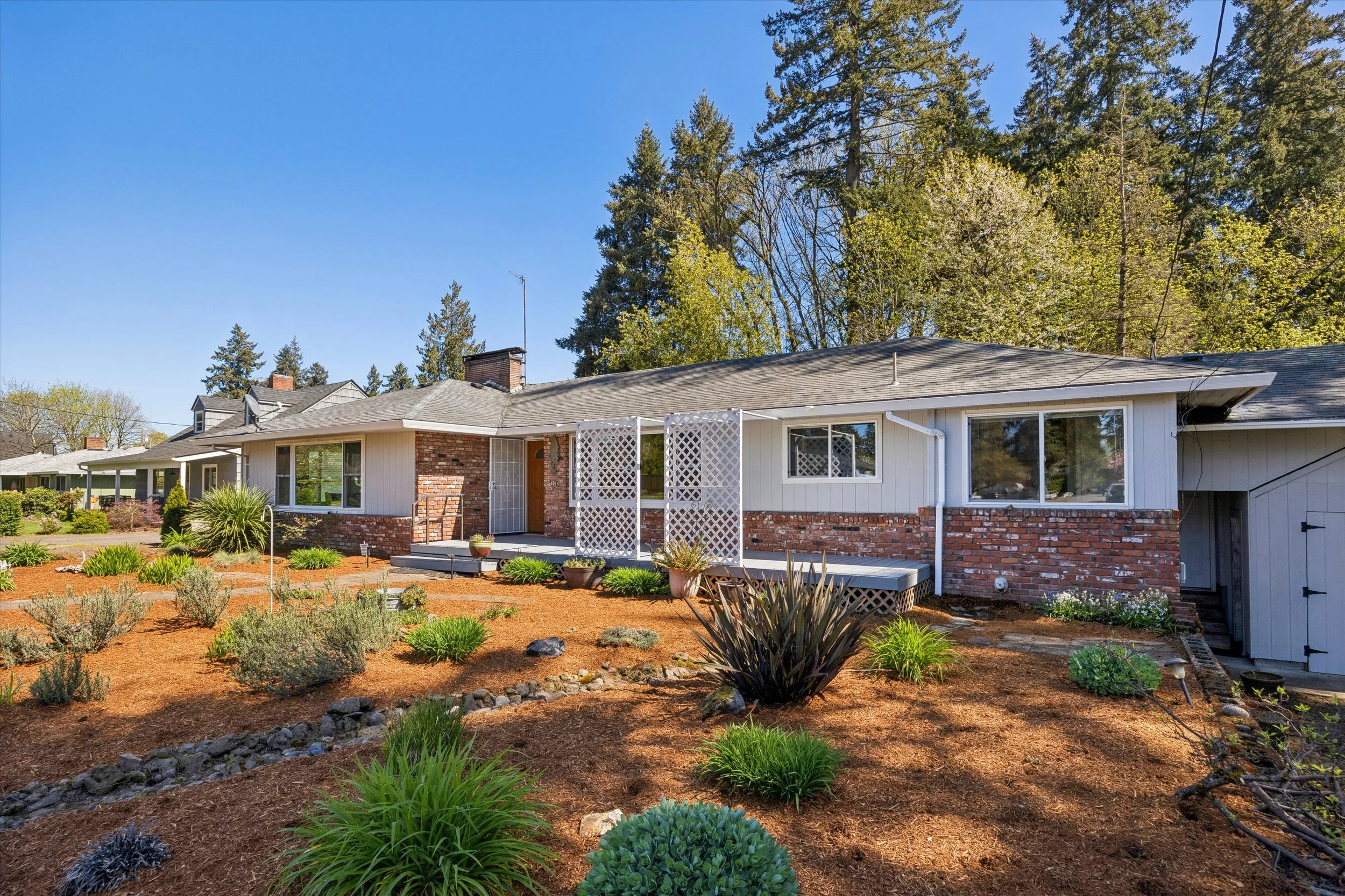03-SE Glen Echo Ave, Milwaukie - 20260408 - 011.jpg