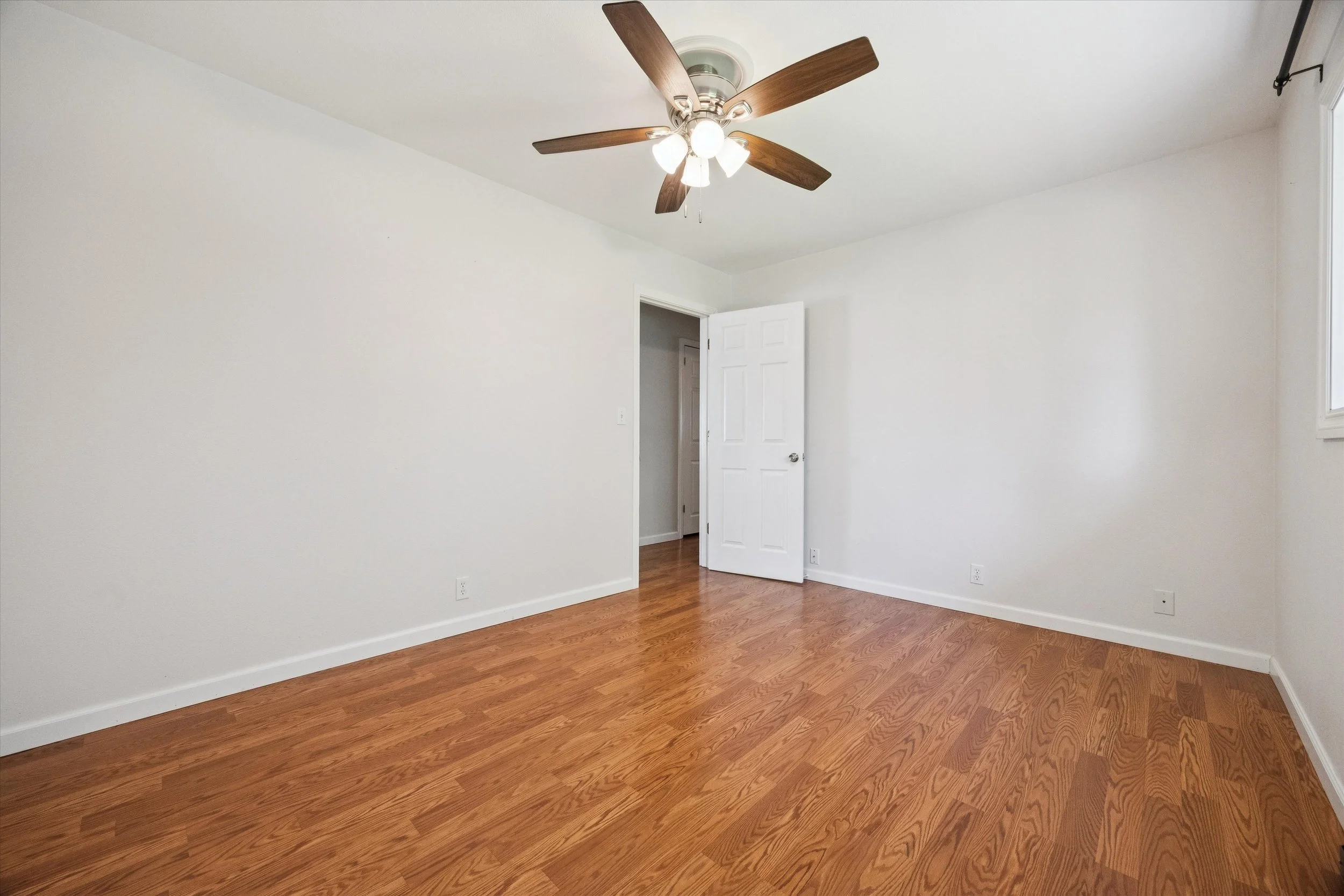 24-SE Glen Echo Ave, Milwaukie - 20260408 - 116.jpg
