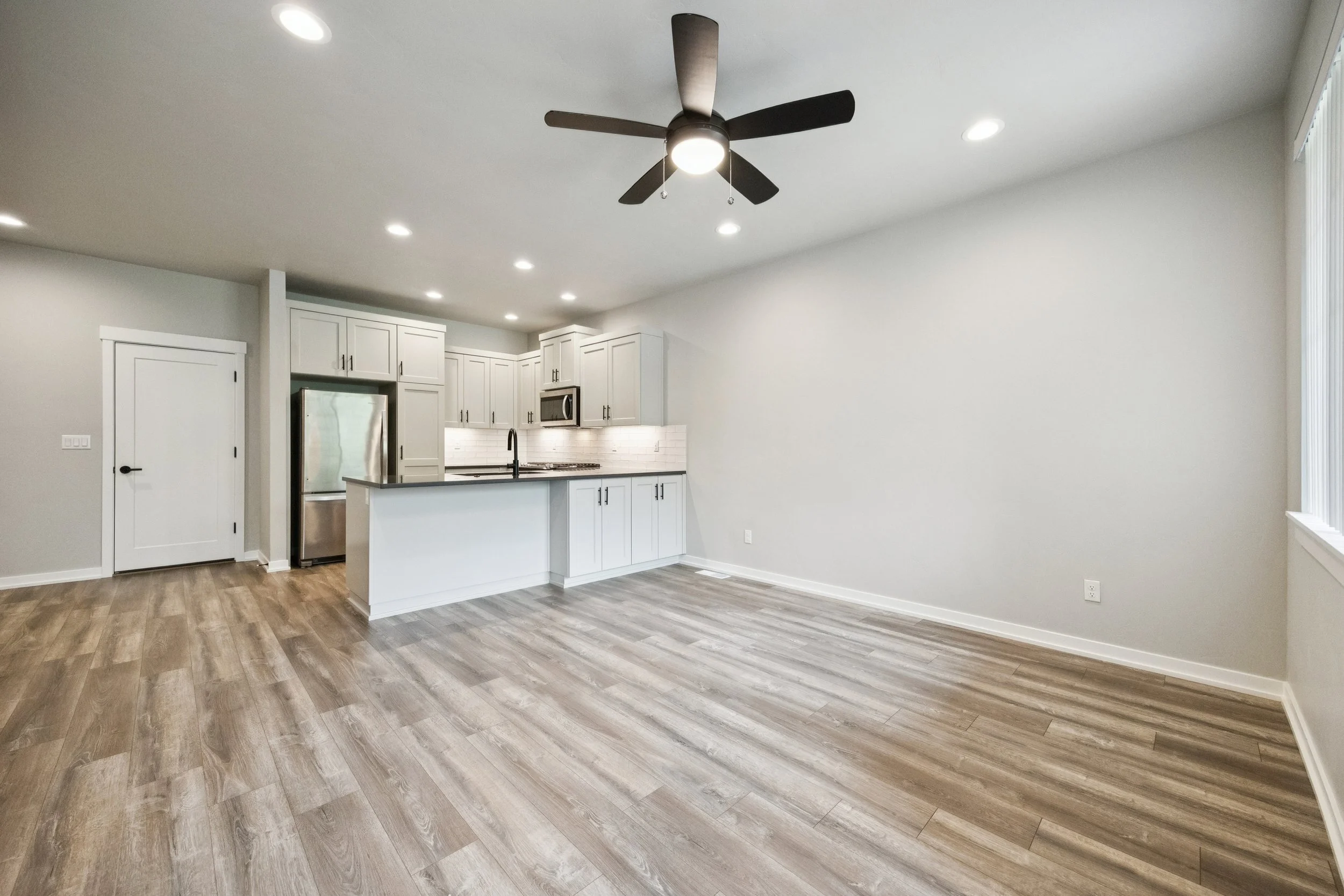 07-SE Vermont St #298, Hillsboro - 20260515 - 026.jpg