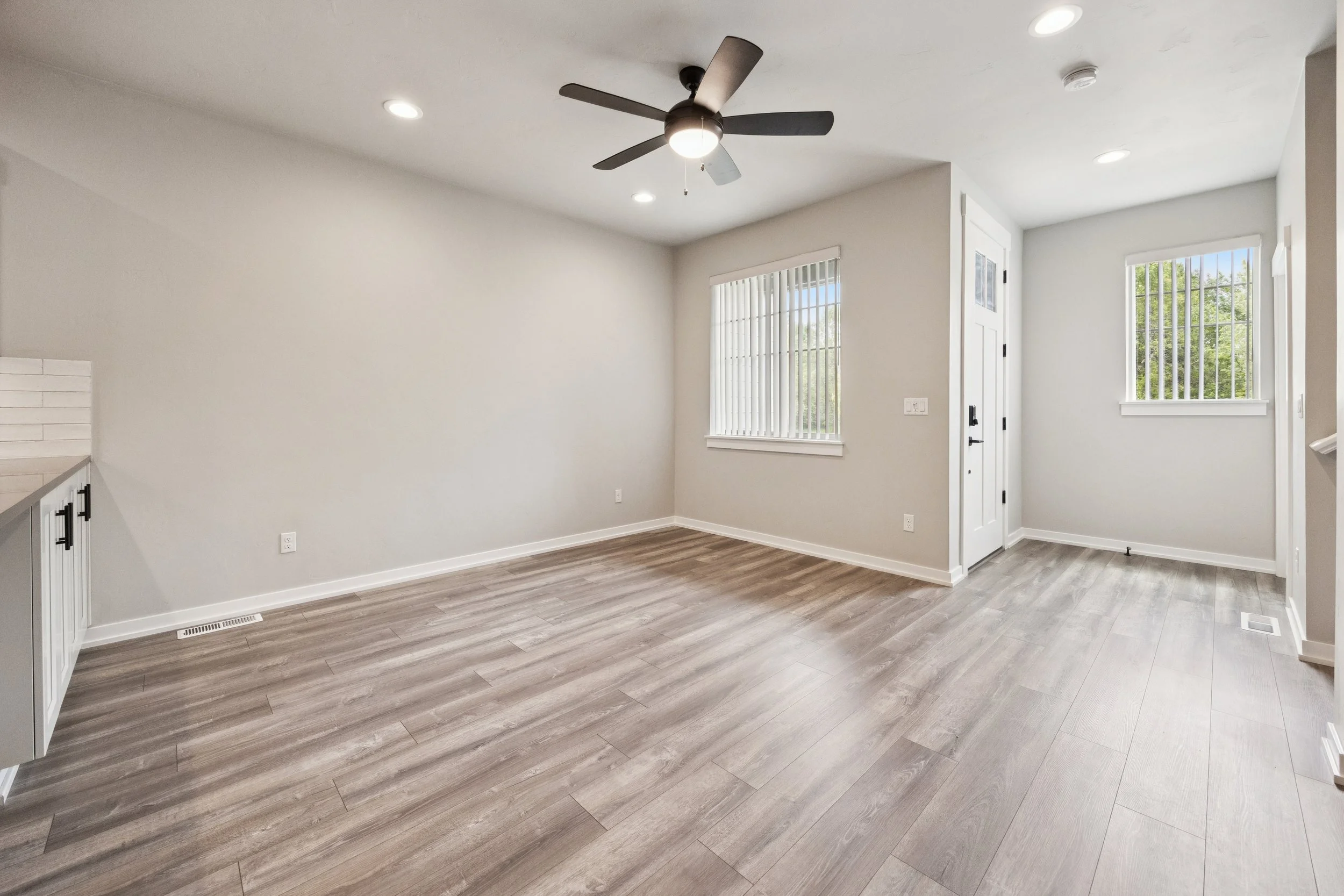 09-SE Vermont St #298, Hillsboro - 20260515 - 036.jpg