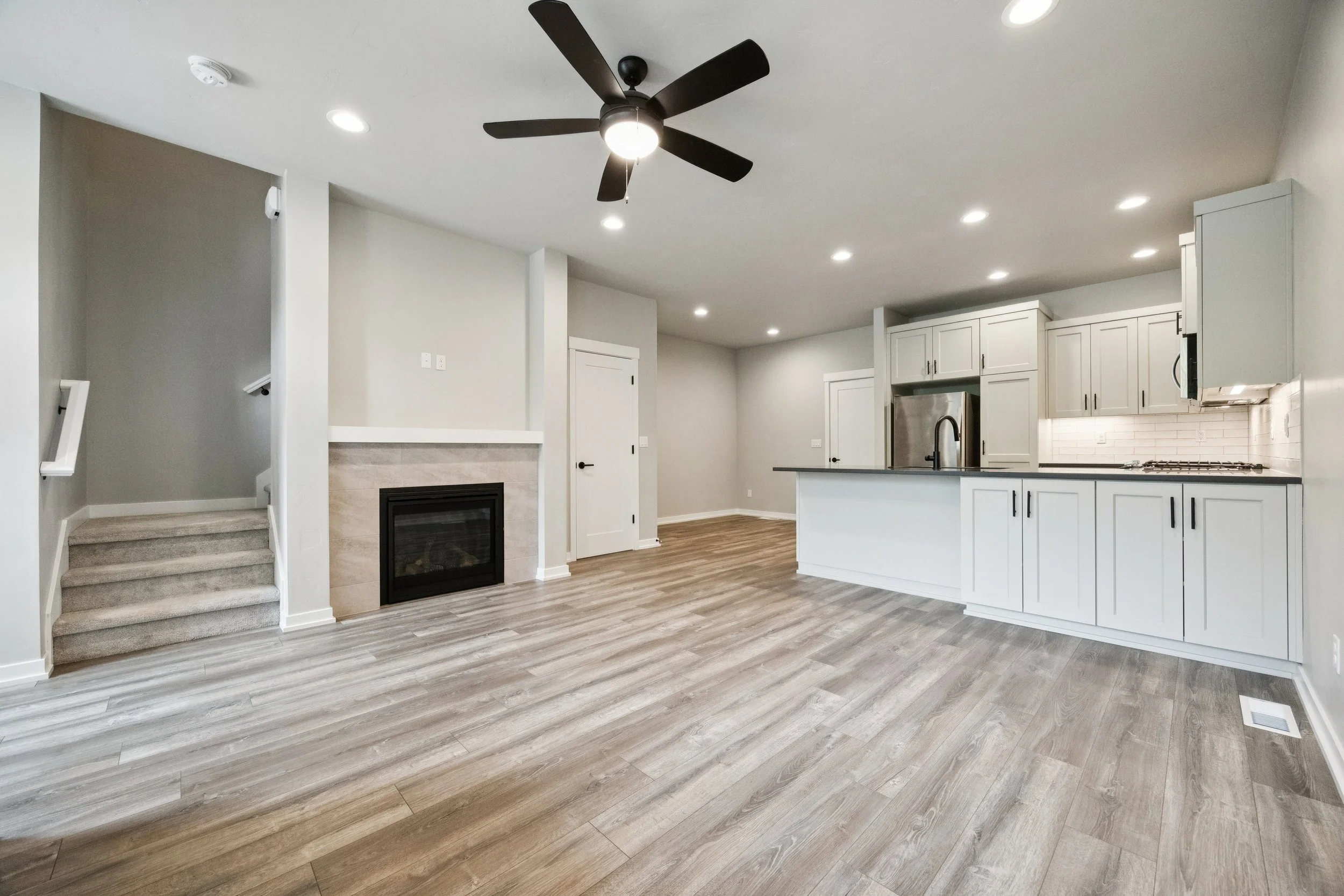 12-SE Vermont St #298, Hillsboro - 20260515 - 051.jpg