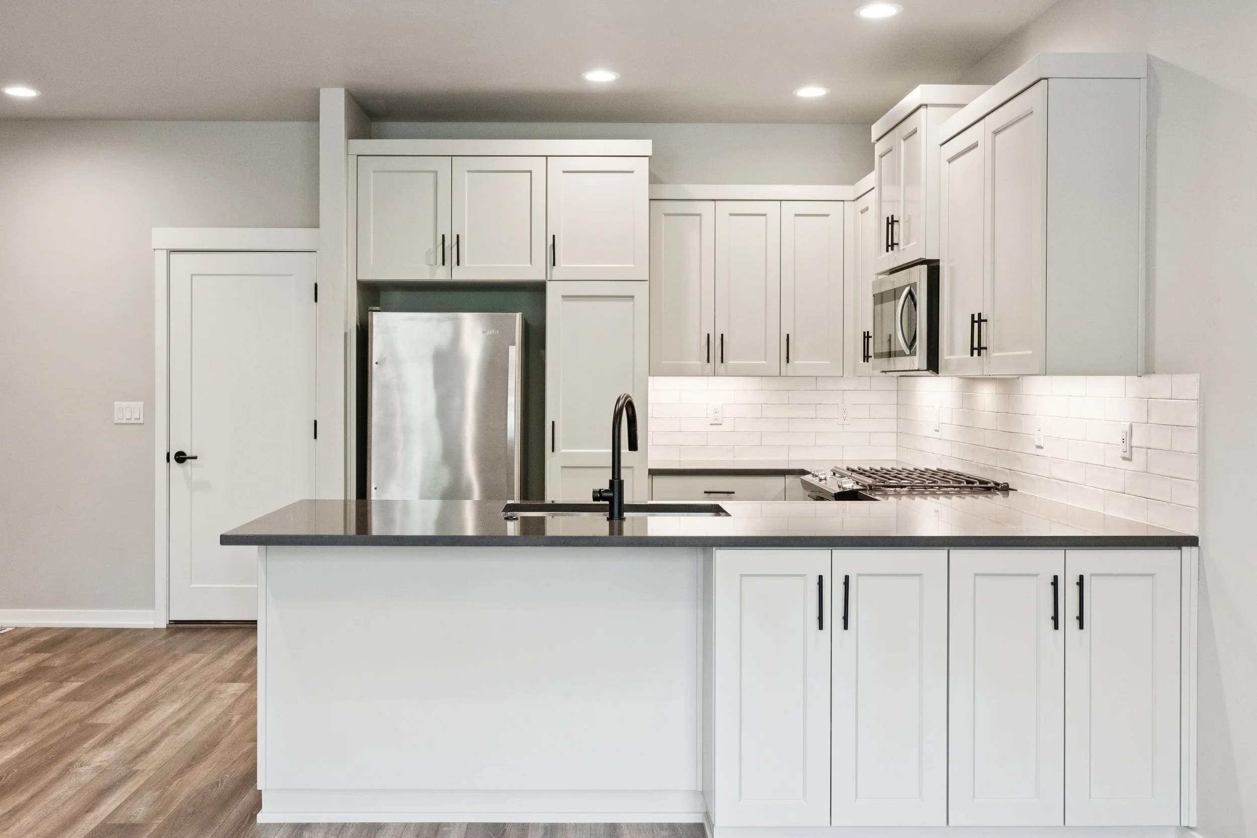 15-SE Vermont St #298, Hillsboro - 20260515 - 066.jpg