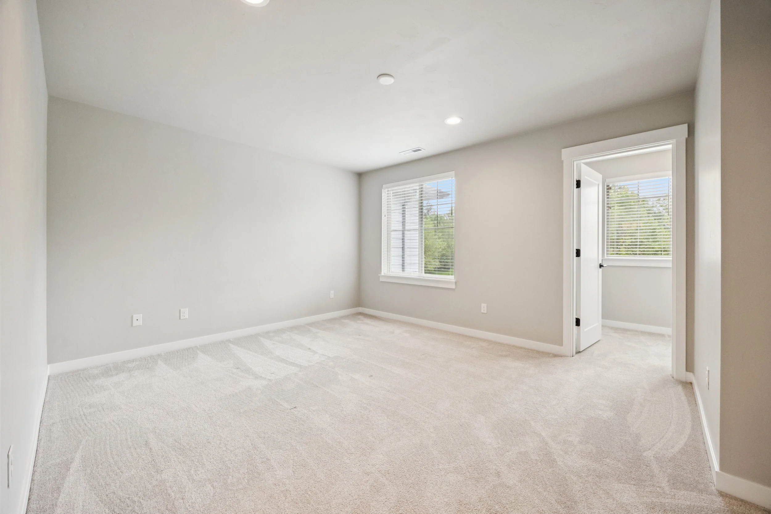 26-SE Vermont St #298, Hillsboro - 20260515 - 121.jpg
