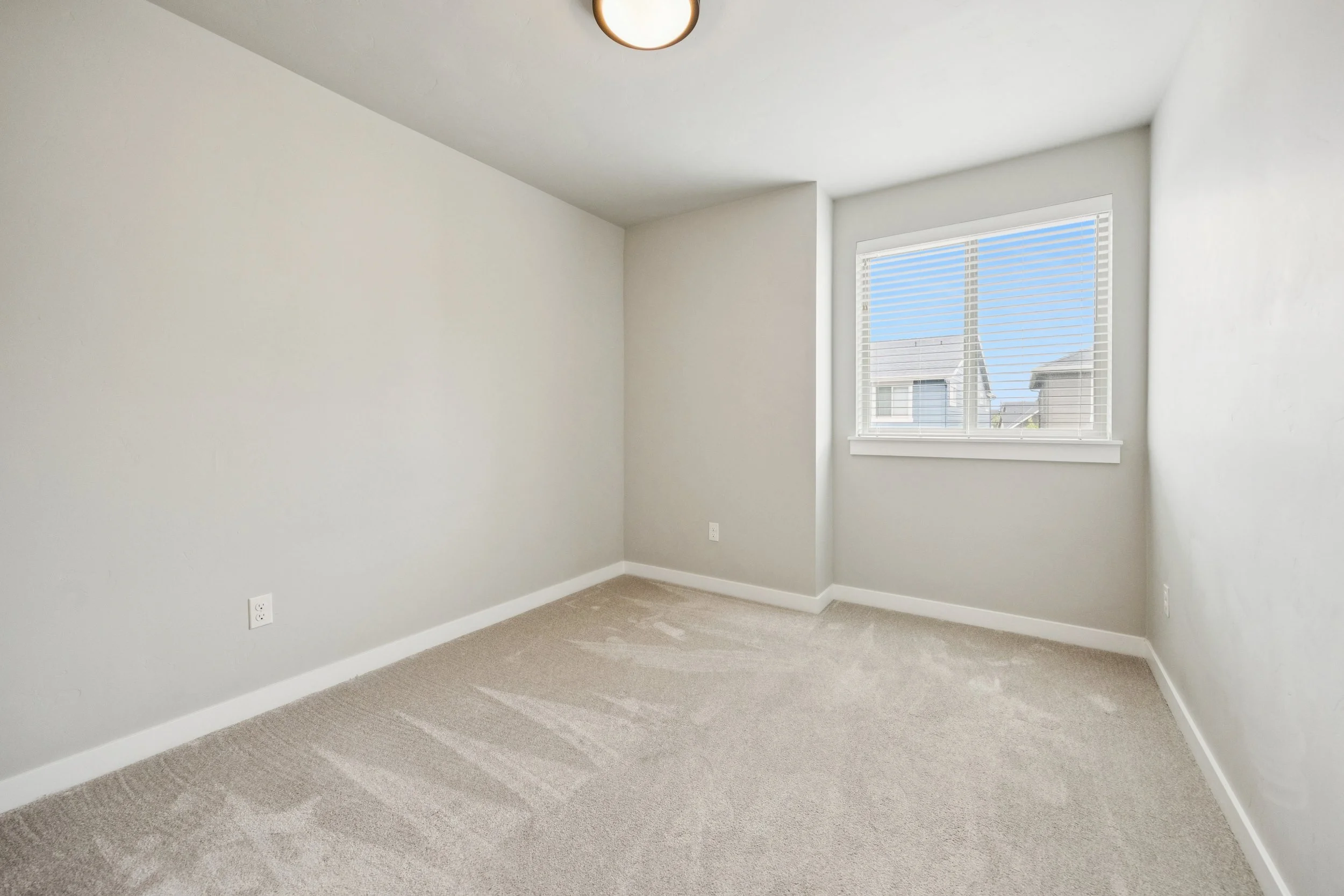 32-SE Vermont St #298, Hillsboro - 20260515 - 151.jpg