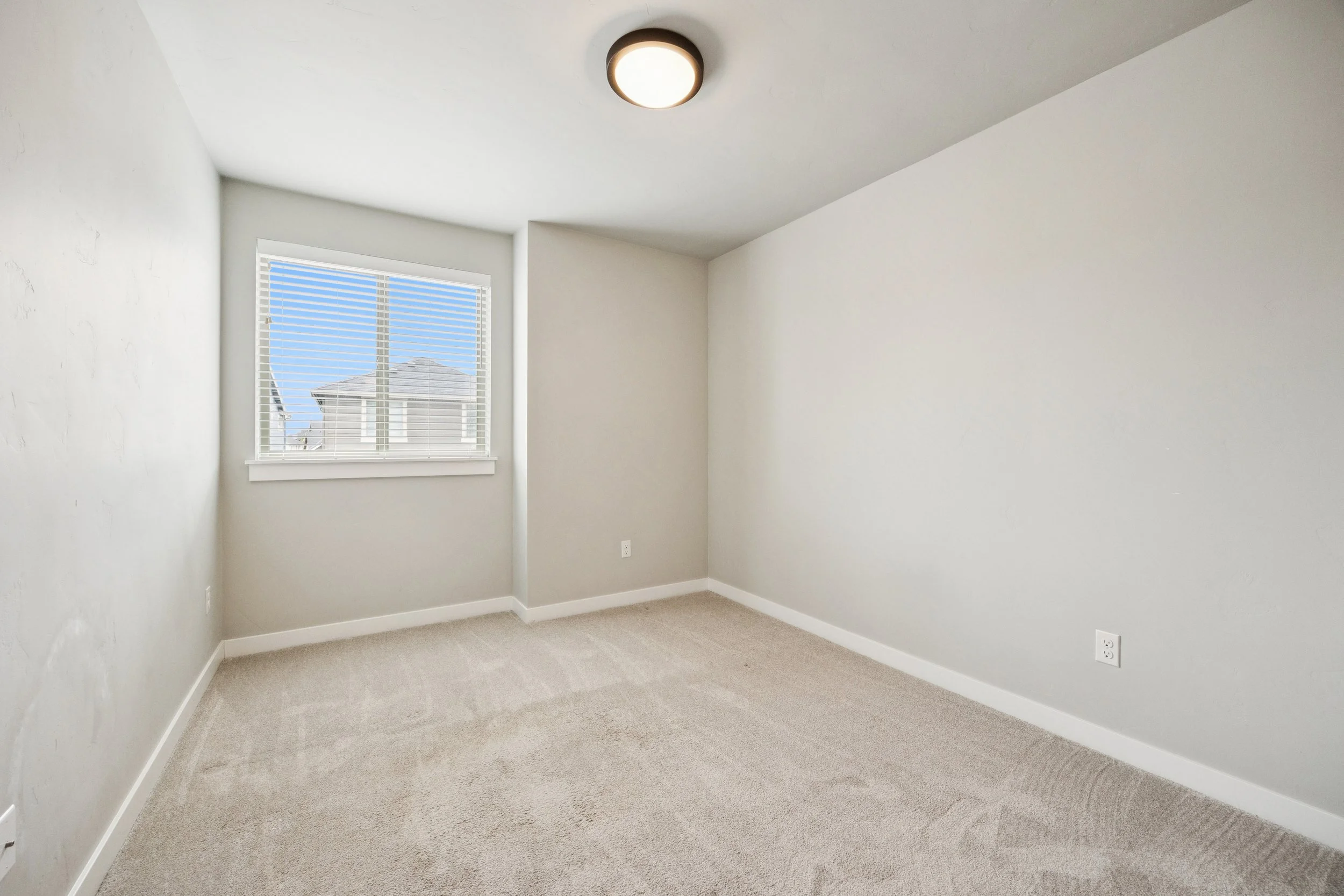 35-SE Vermont St #298, Hillsboro - 20260515 - 166.jpg