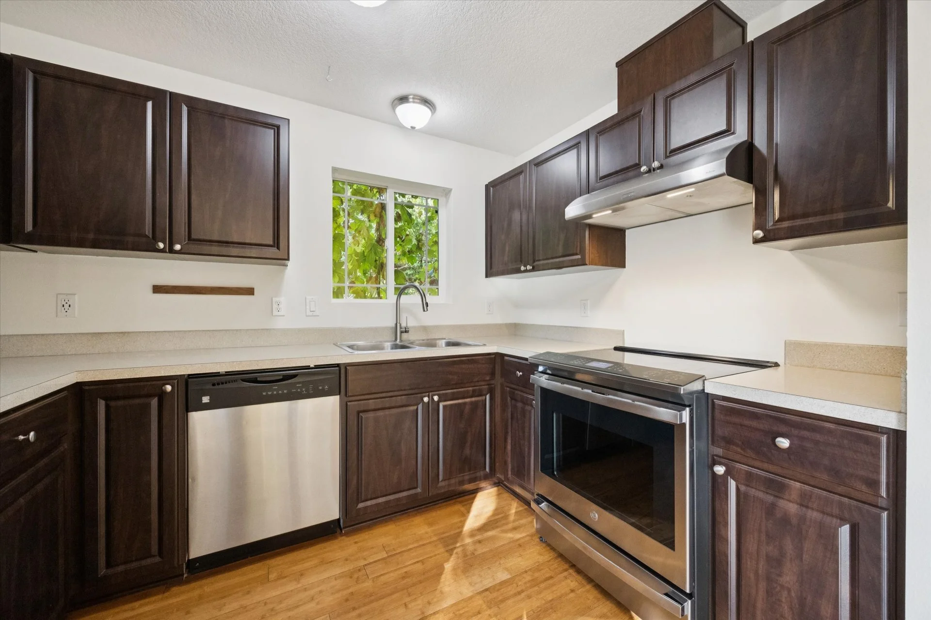 13-SE 76th Ave, Portland - 20261012 - 061.jpg