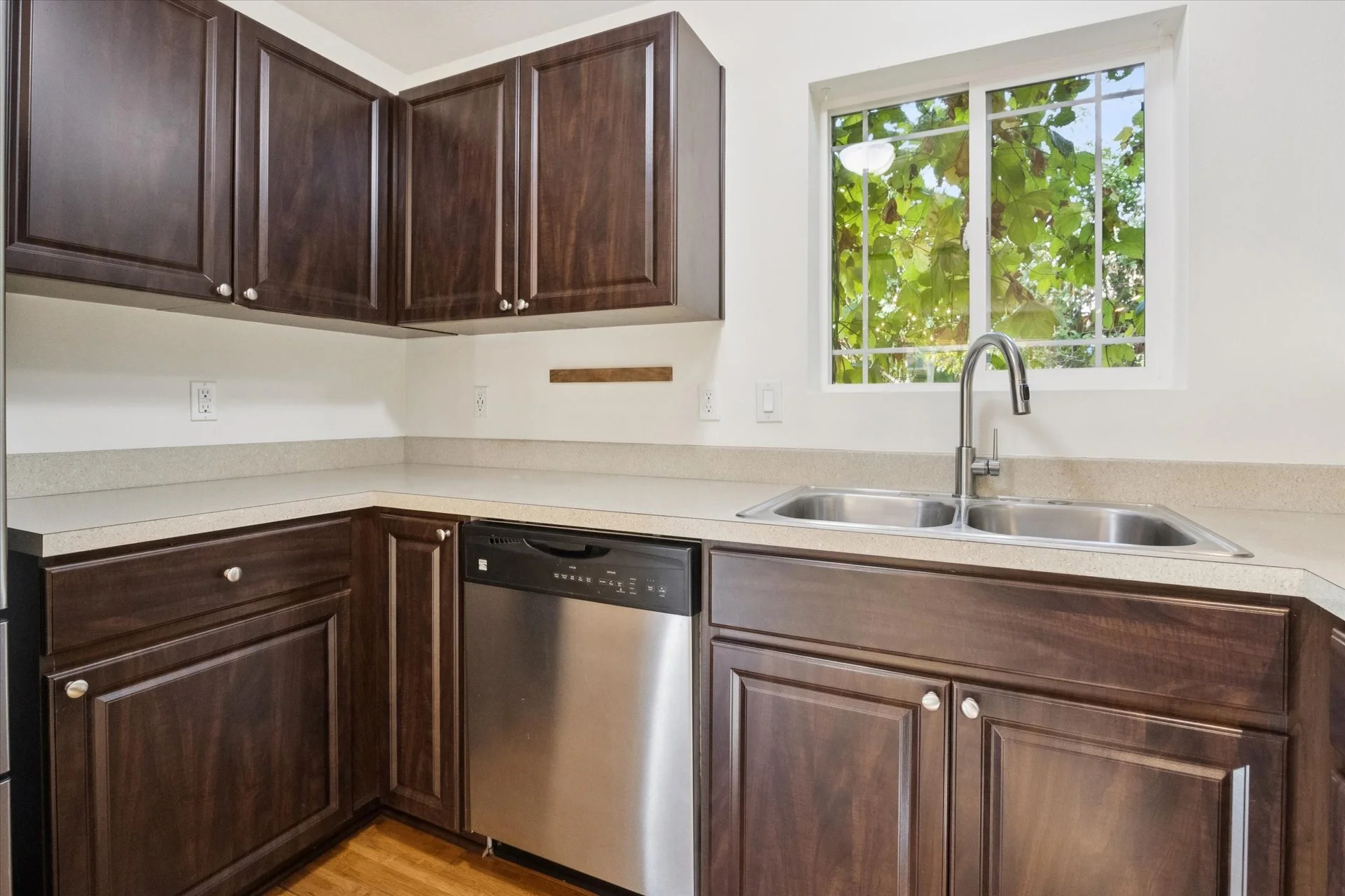15-SE 76th Ave, Portland - 20261012 - 071.jpg