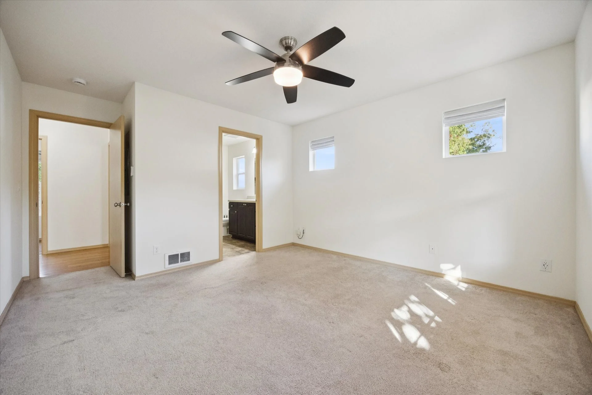 20-SE 76th Ave, Portland - 20261012 - 096.jpg