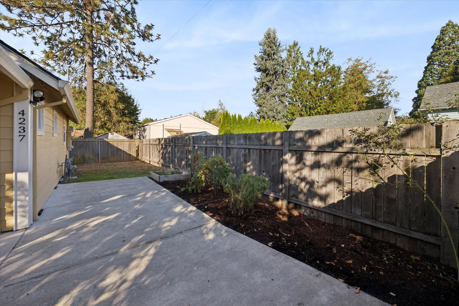 34-SE 76th Ave, Portland - 20261012 - 166.jpg
