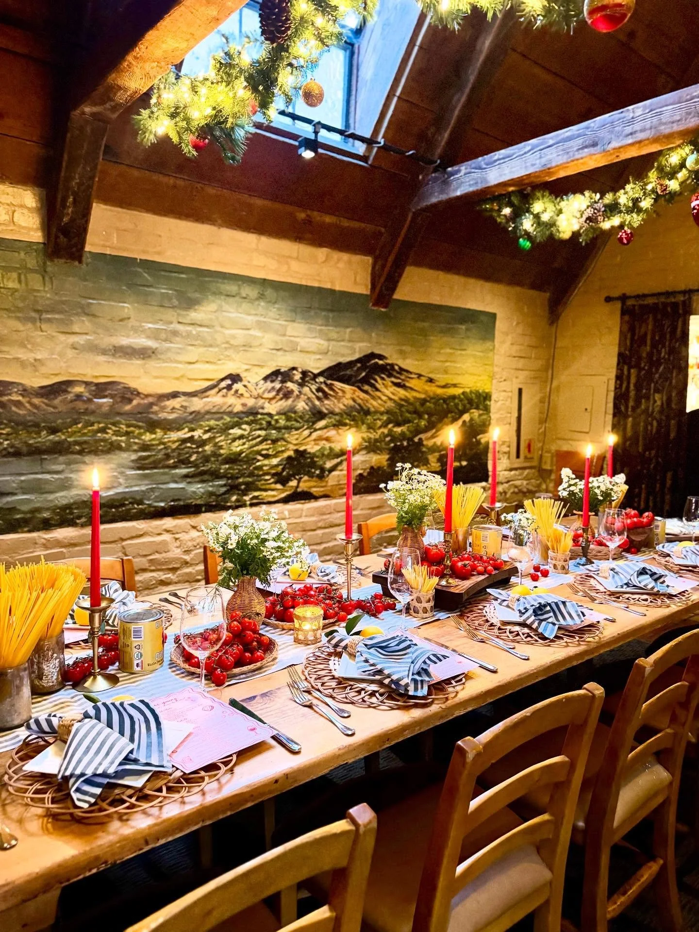 A festive family dinner for an incredible Mom and Nama! Happy 70th birthday Lynn, loved working with @taykobayashi to bring the fresh Italiano vibes to @postino_lafayette for a special night! Xoxo 
.
.
.
Cookies by @kf_bakes