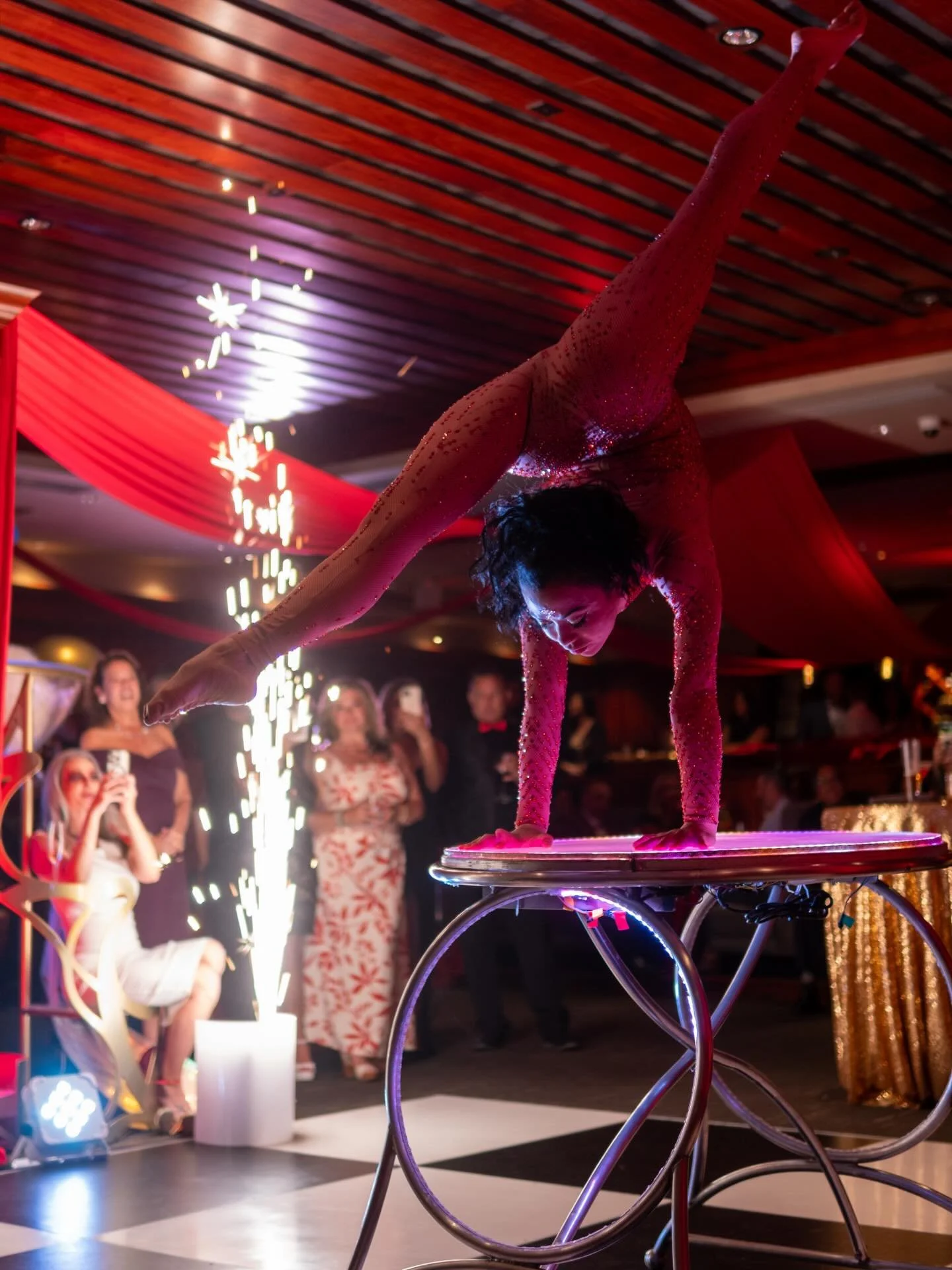 We turned Fleming&rsquo;s Steakhouse Walnut Creek into a night at the circus&hellip; and what a night it was for Copia Resources and their valued clients! 
Entertainment to delight all the sense, curated bites, cocktails flowing through the ice luge,